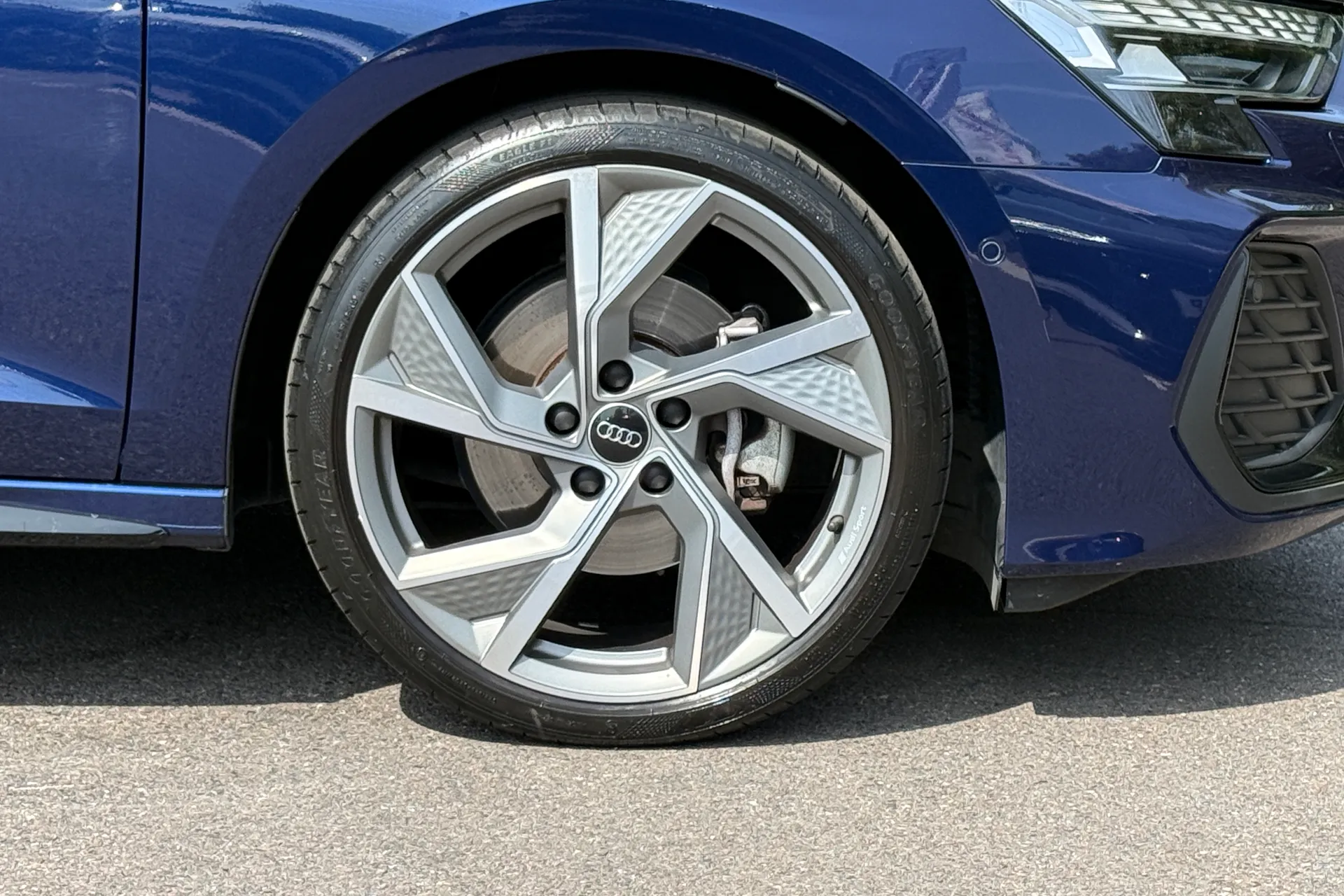 Audi A3 thumbnail image number 18
