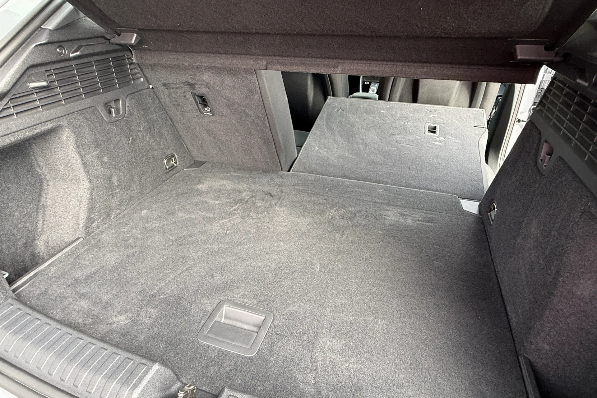 Audi A3 thumbnail image number 40
