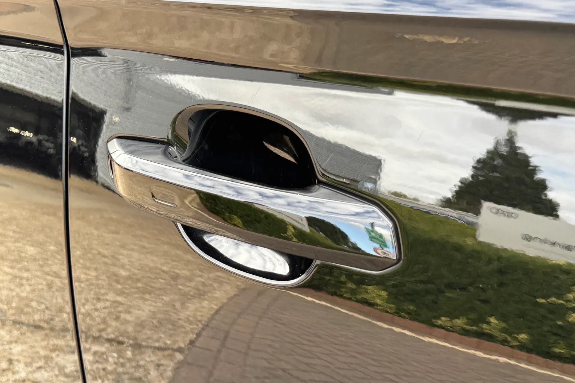 Audi Q5 thumbnail image number 48