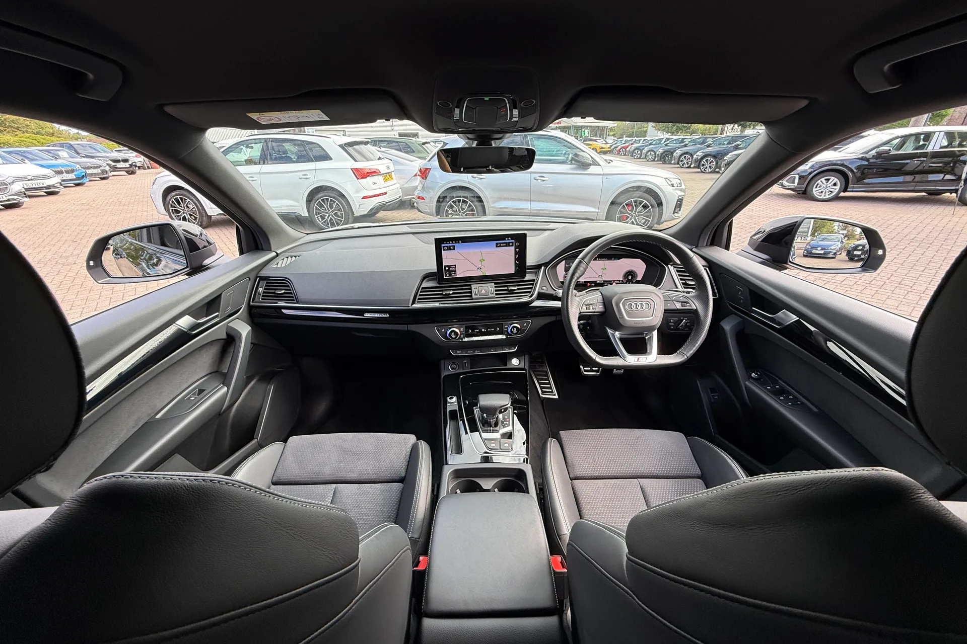Audi Q5 thumbnail image number 3