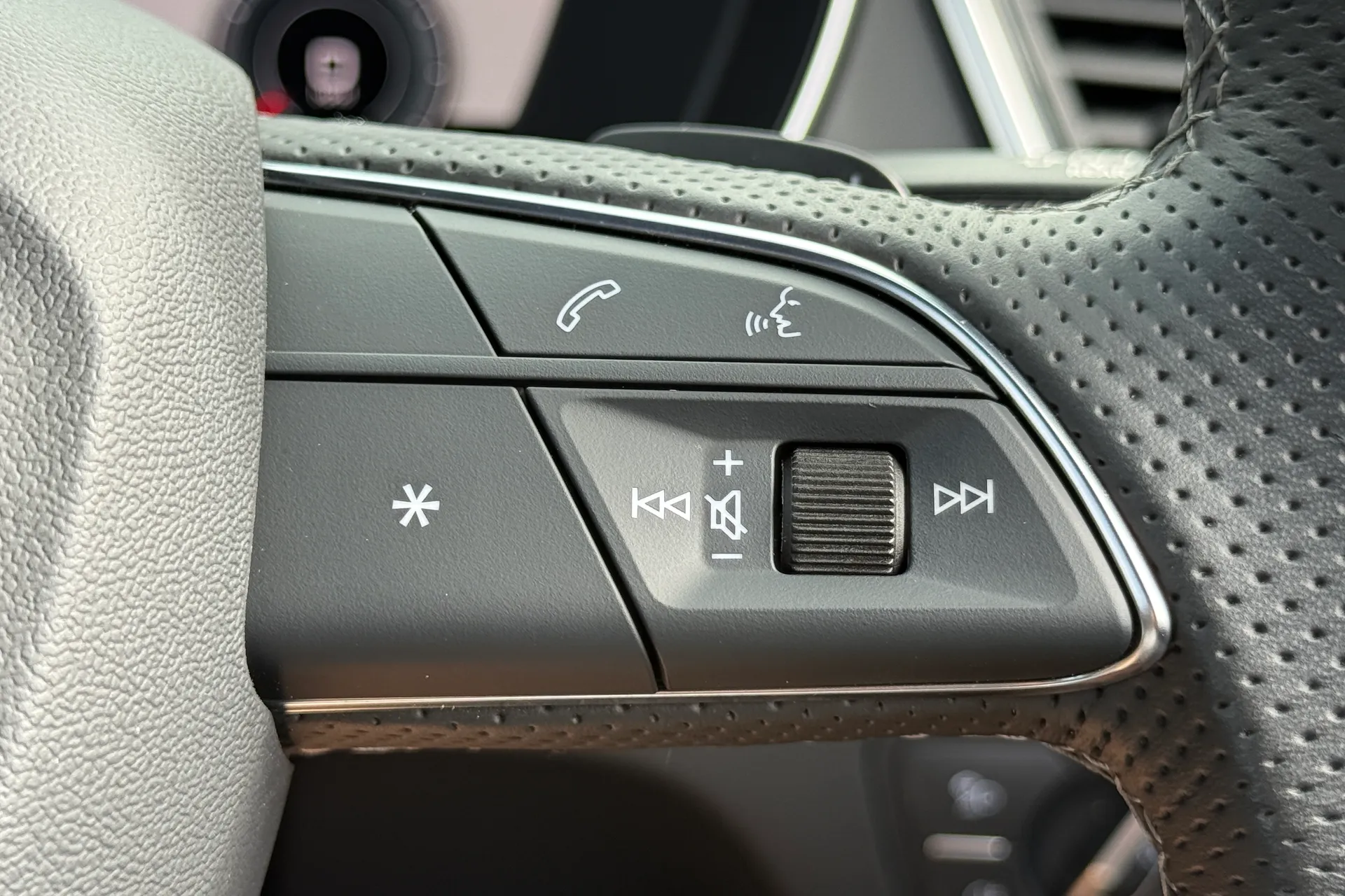 Audi Q5 thumbnail image number 19