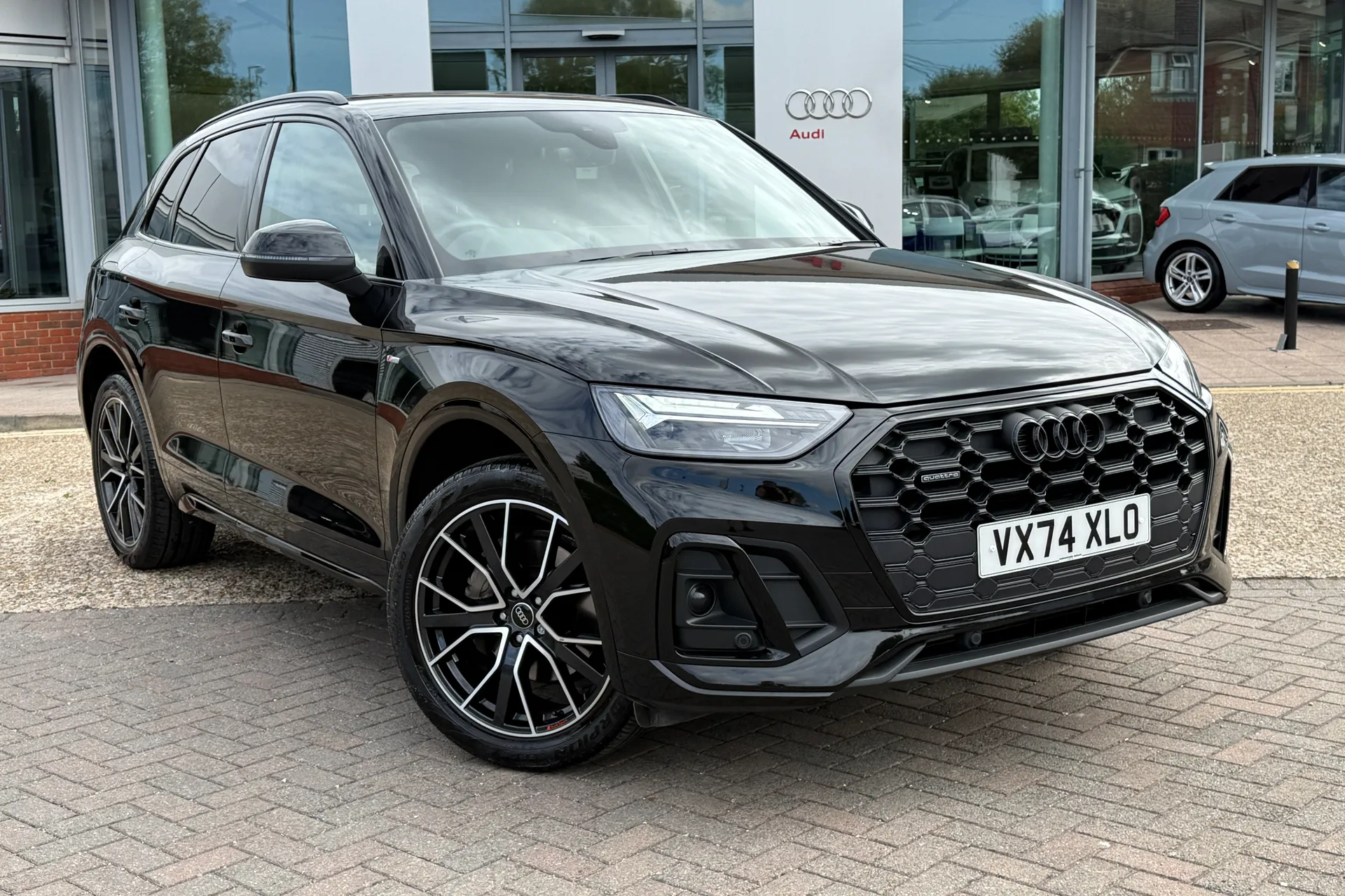 Audi Q5 thumbnail image number 21