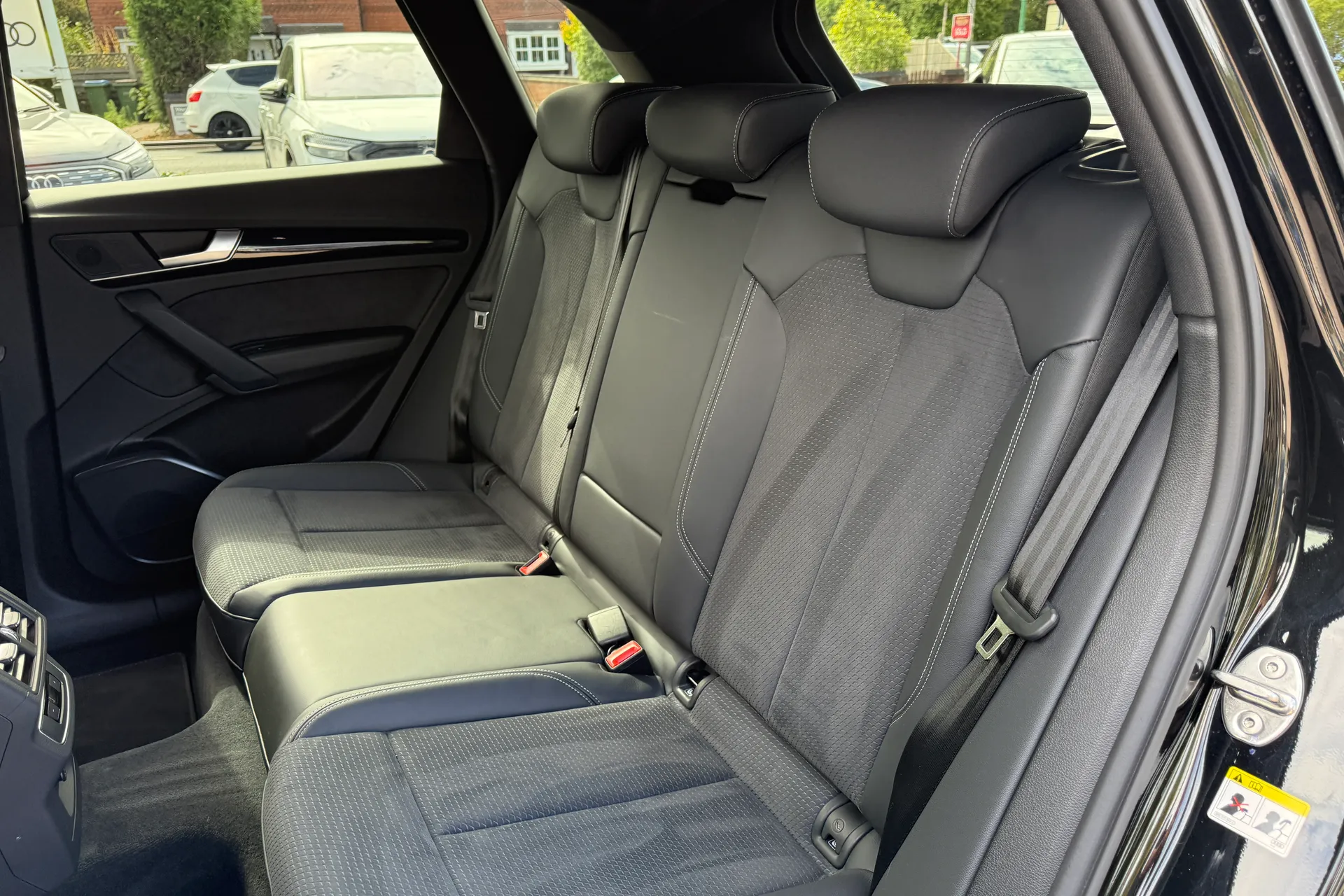 Audi Q5 thumbnail image number 39