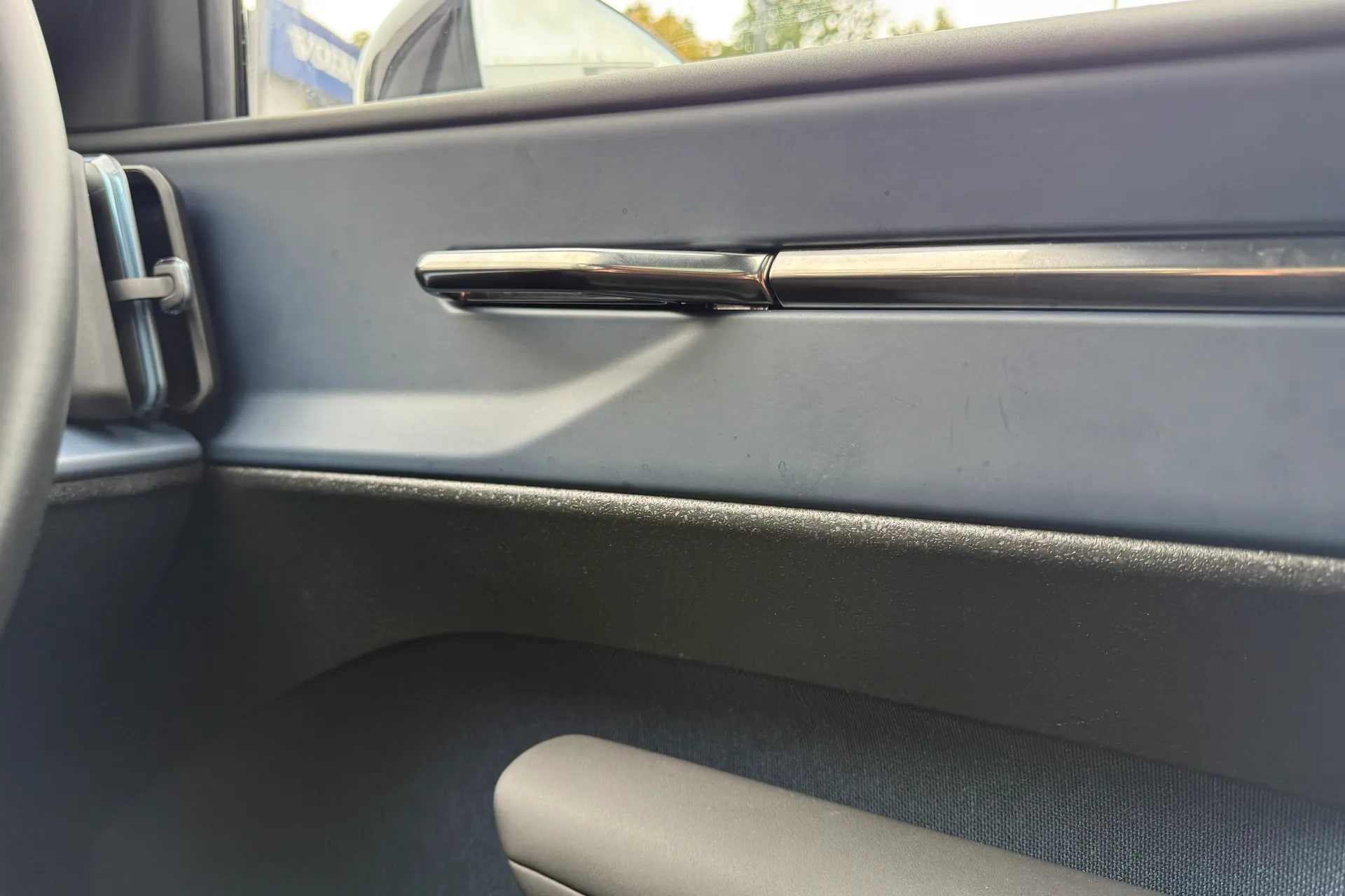 Volvo EX30 thumbnail image number 41