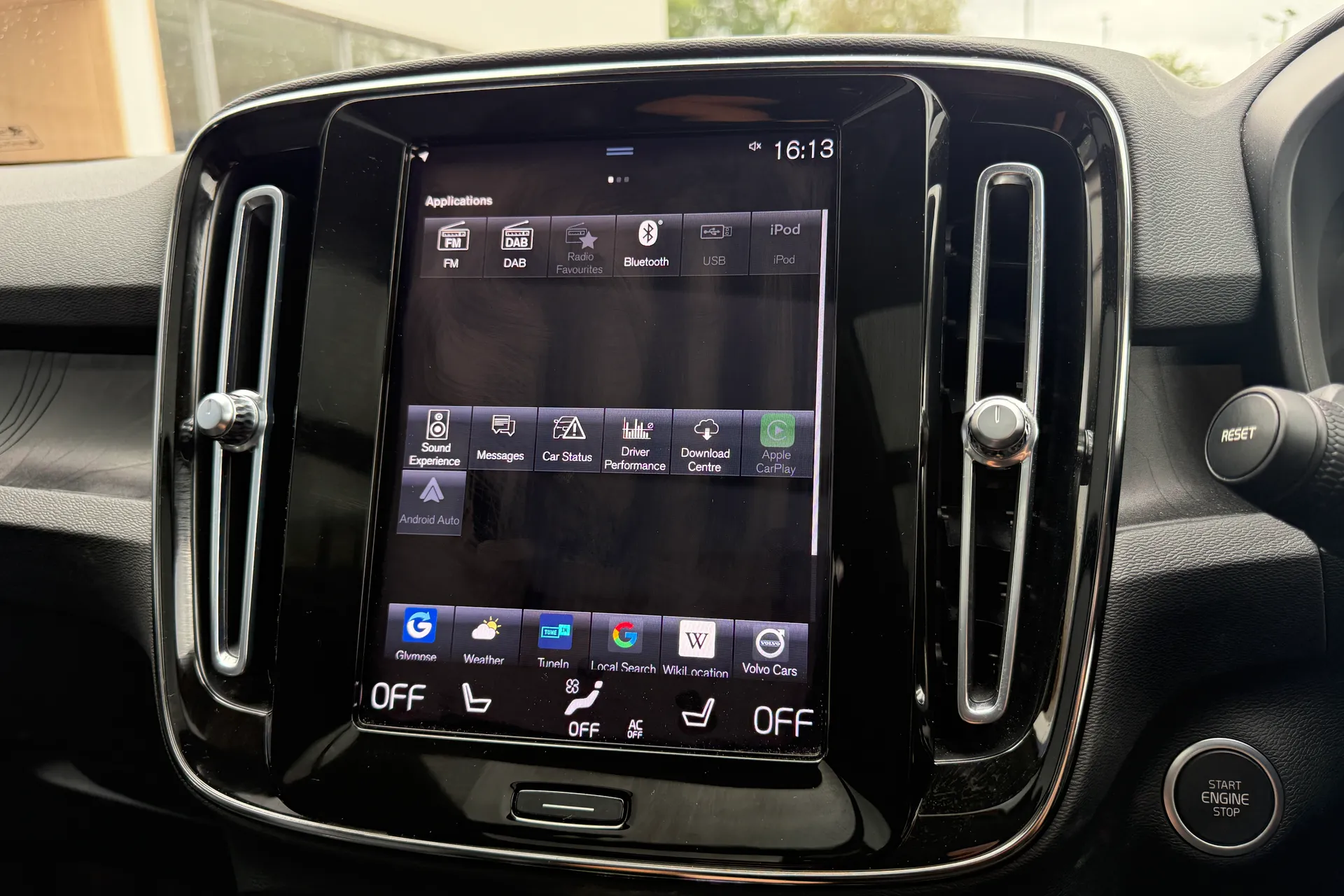 Volvo XC40 thumbnail image number 38
