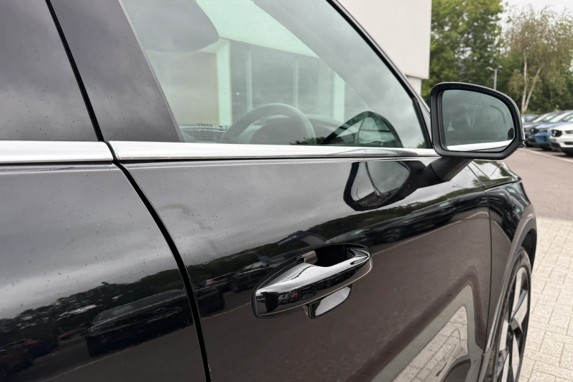 Volvo XC40 thumbnail image number 15