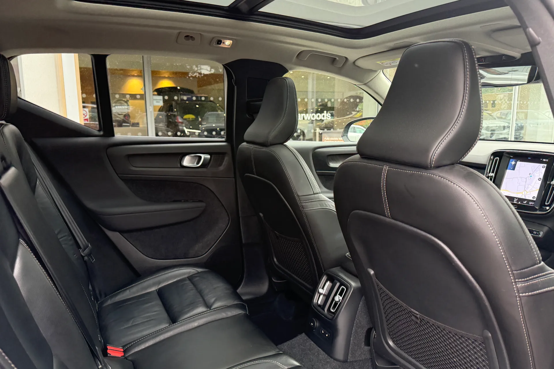 Volvo XC40 thumbnail image number 22