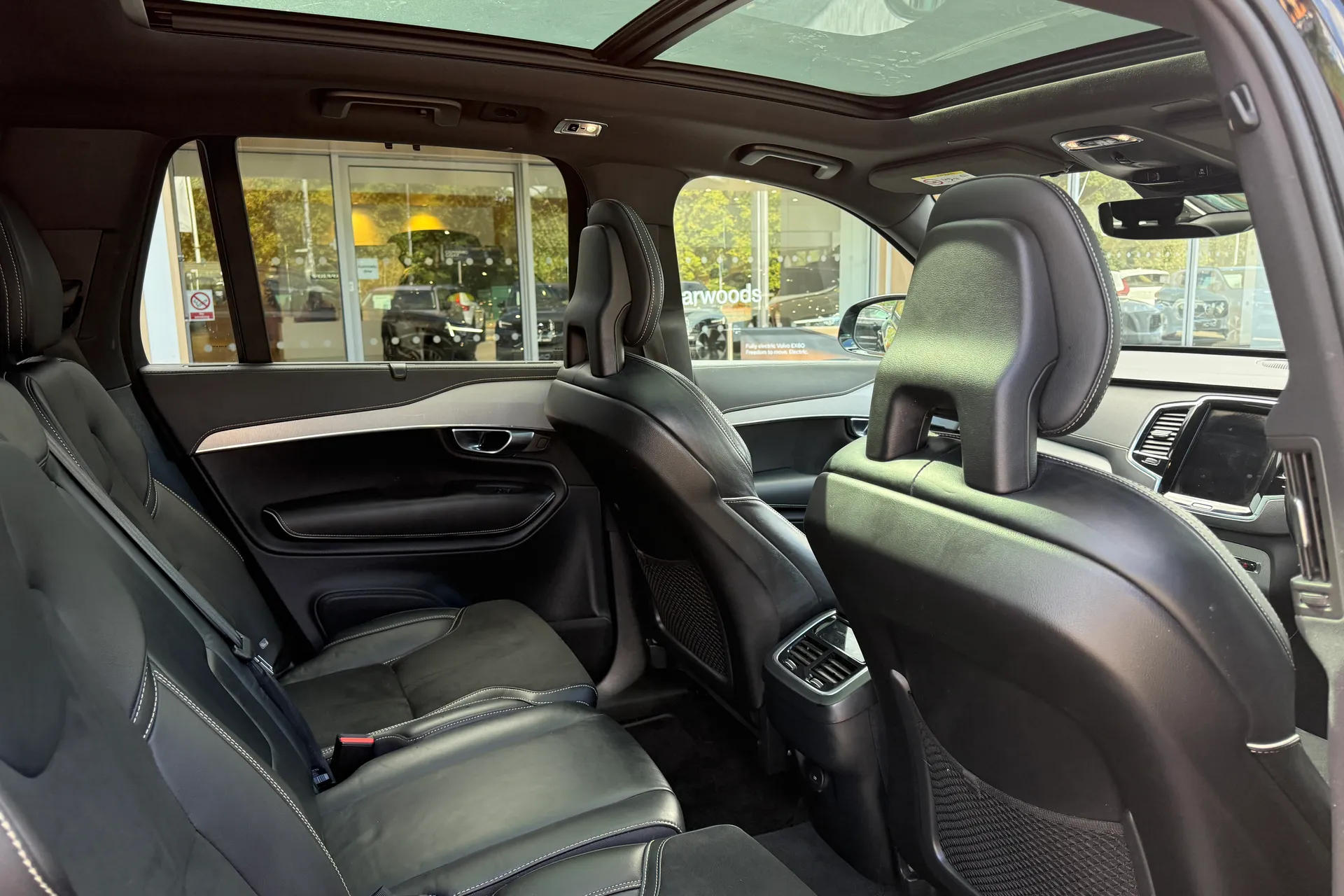 Volvo XC90 thumbnail image number 26