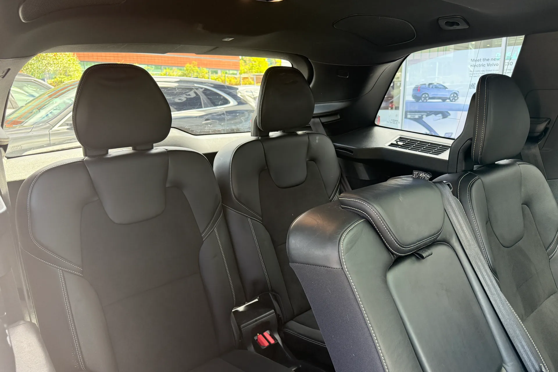 Volvo XC90 thumbnail image number 9