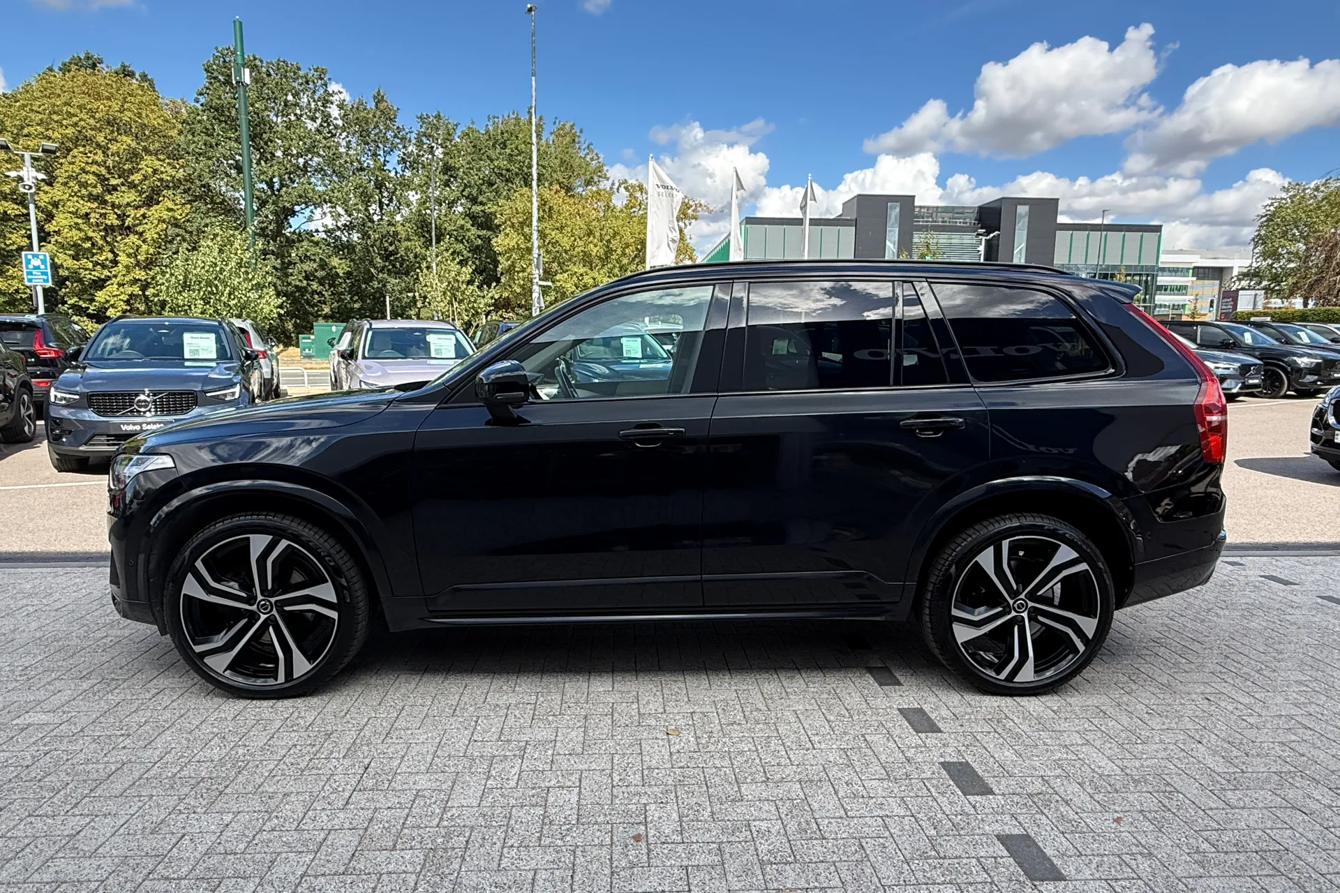 Volvo XC90 thumbnail image number 14