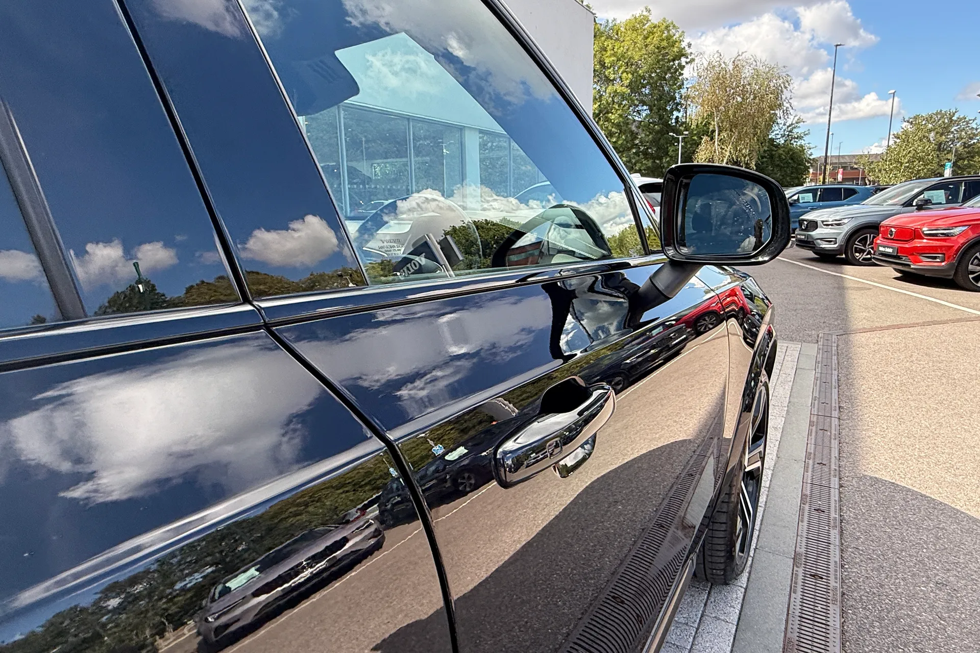 Volvo XC90 thumbnail image number 18