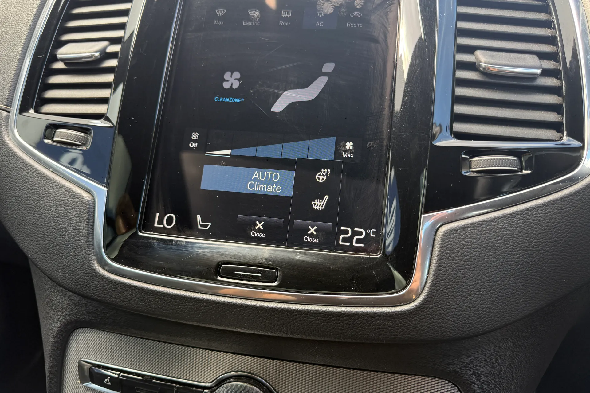 Volvo XC90 thumbnail image number 41