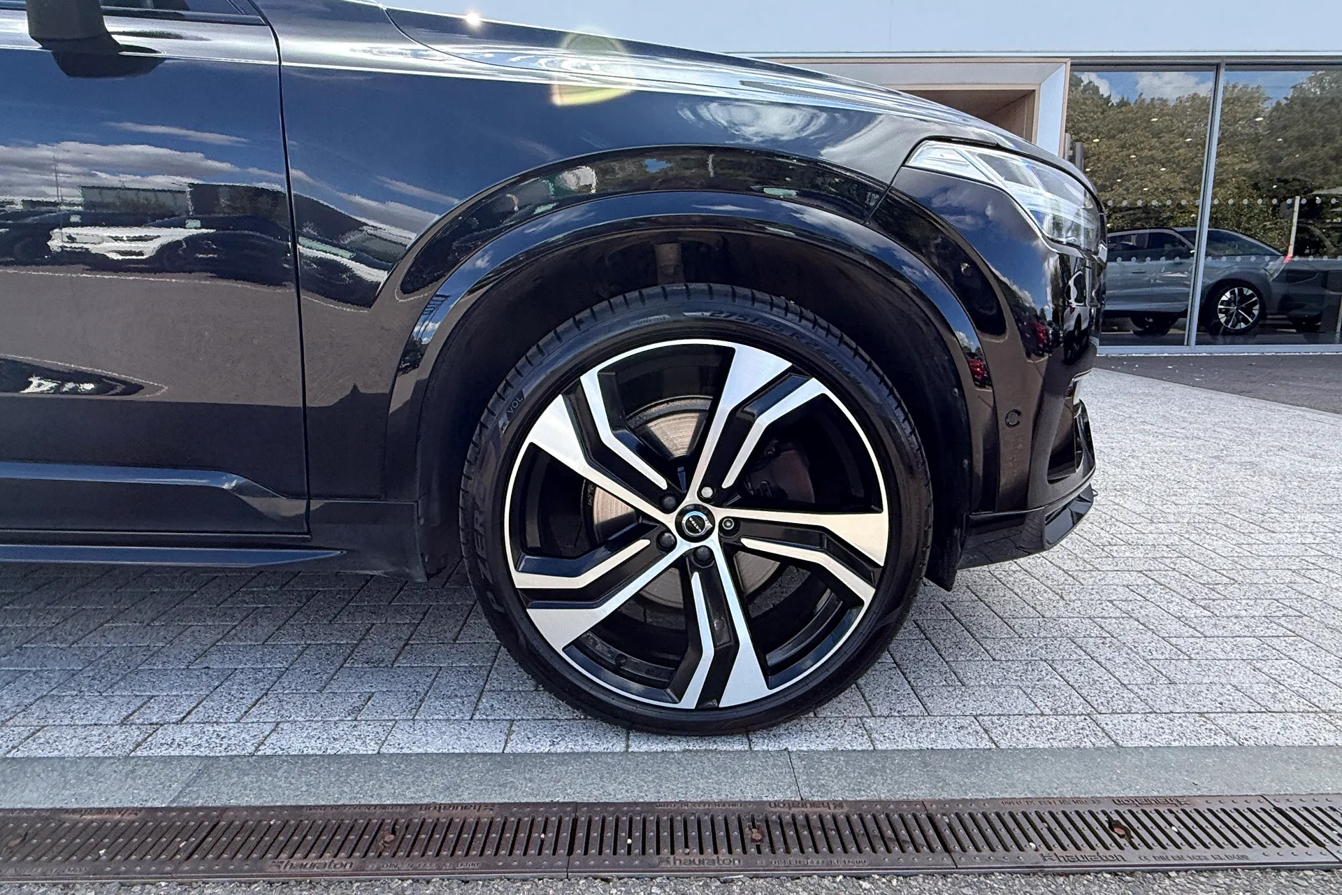 Volvo XC90 thumbnail image number 17
