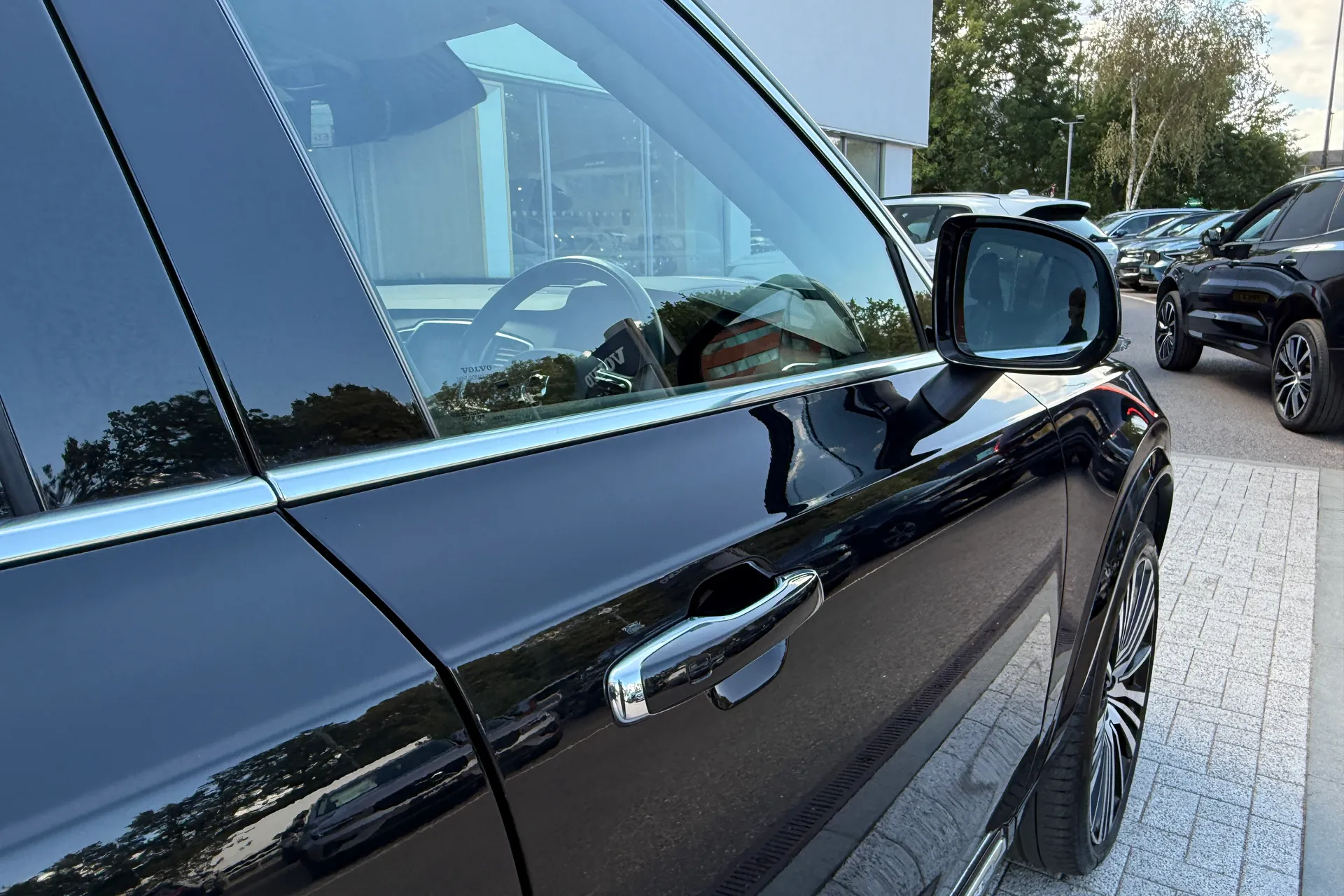 Volvo XC90 thumbnail image number 18