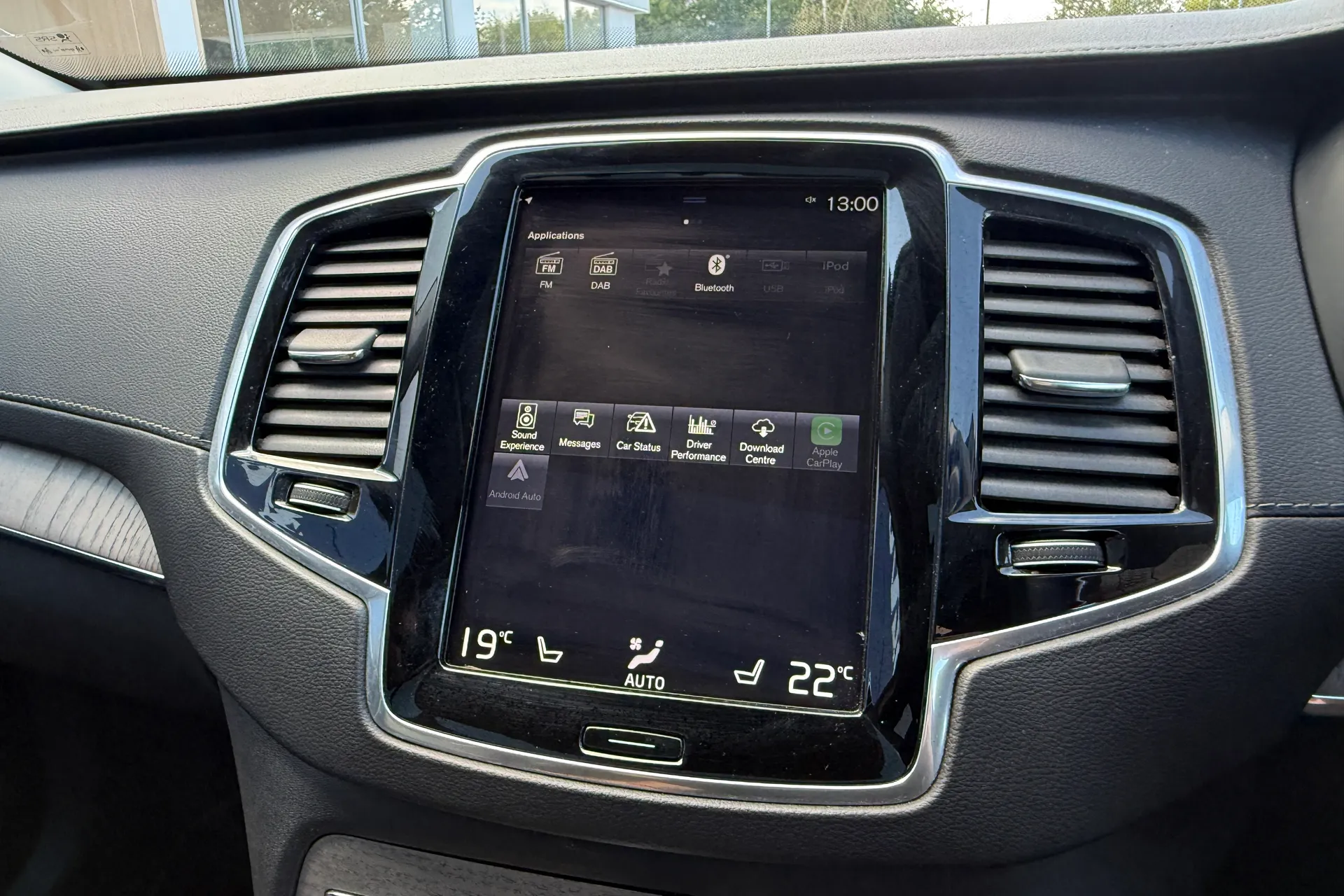 Volvo XC90 thumbnail image number 43
