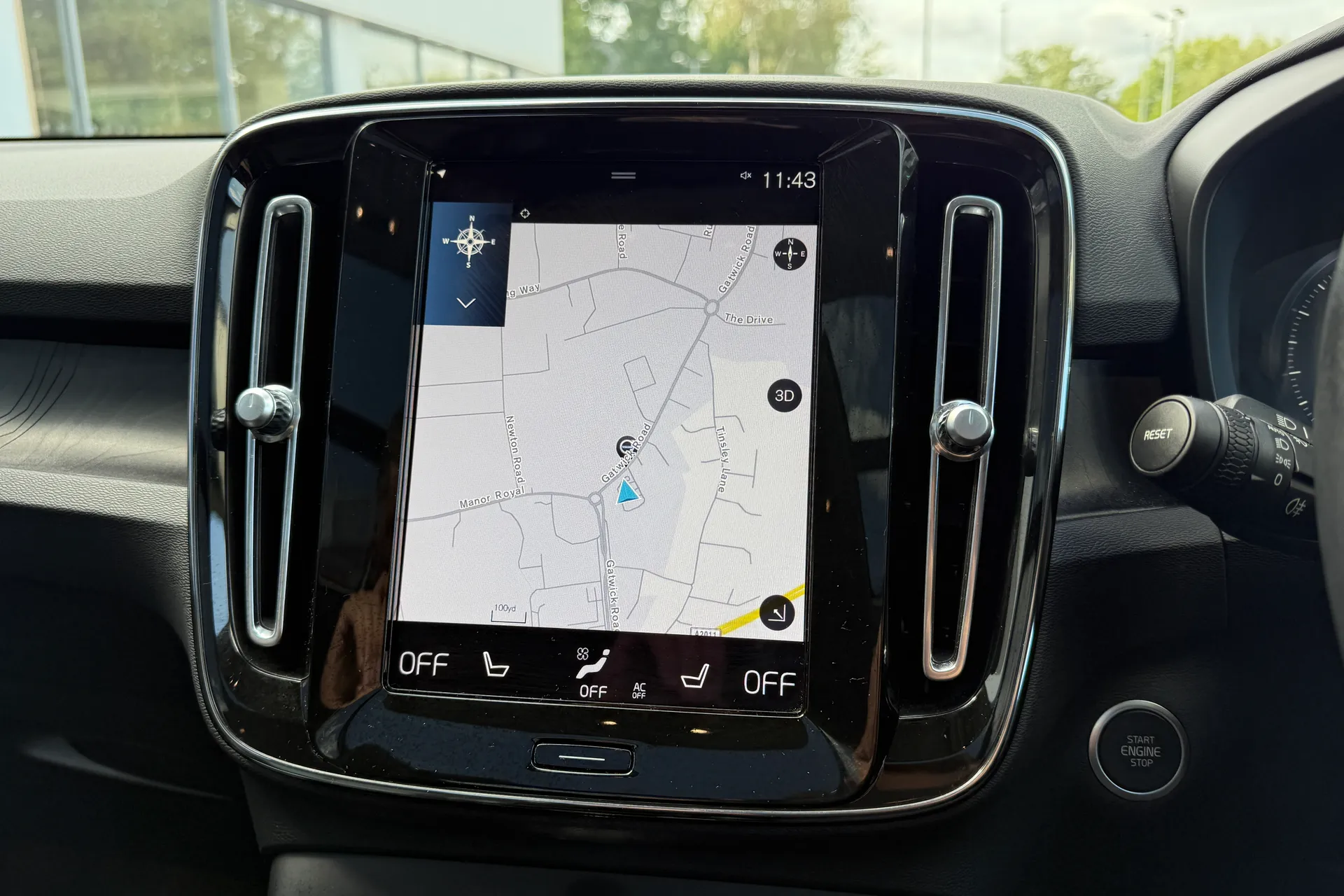 Volvo XC40 thumbnail image number 5