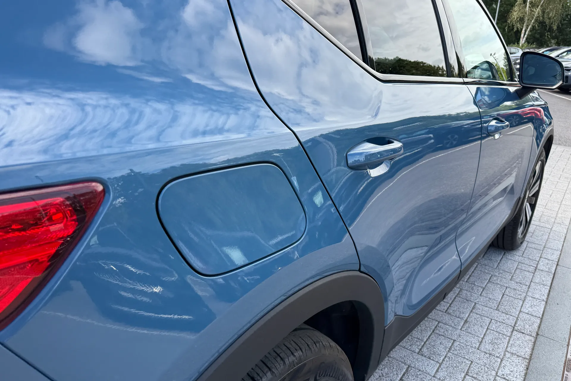 Volvo XC40 thumbnail image number 16