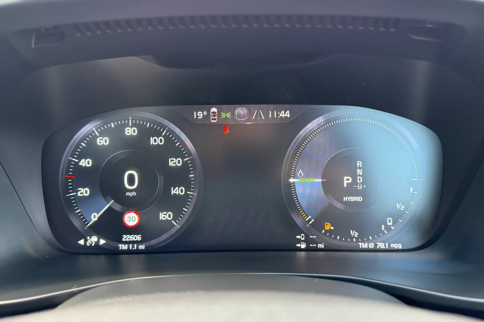 Volvo XC40 thumbnail image number 43