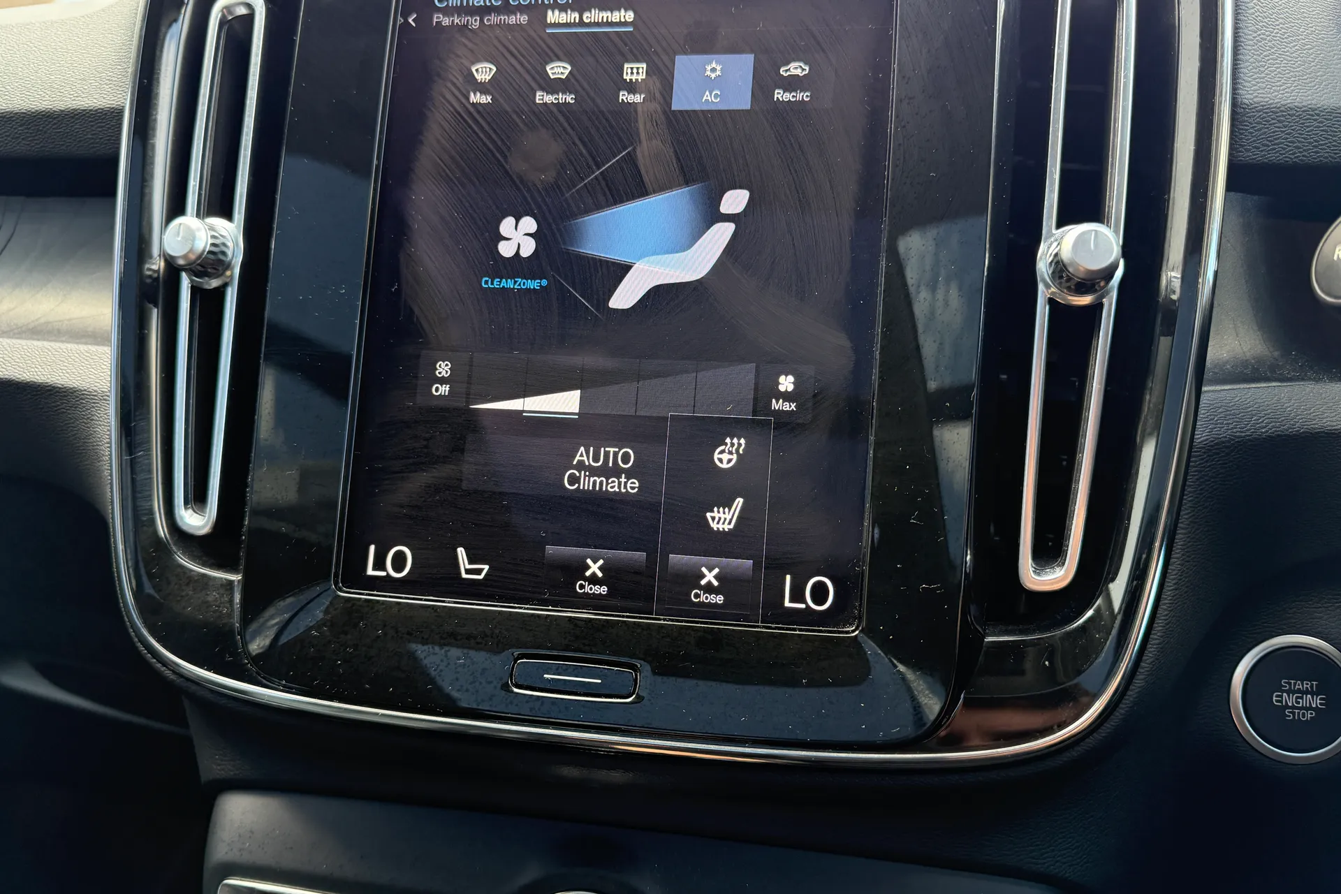 Volvo XC40 thumbnail image number 37