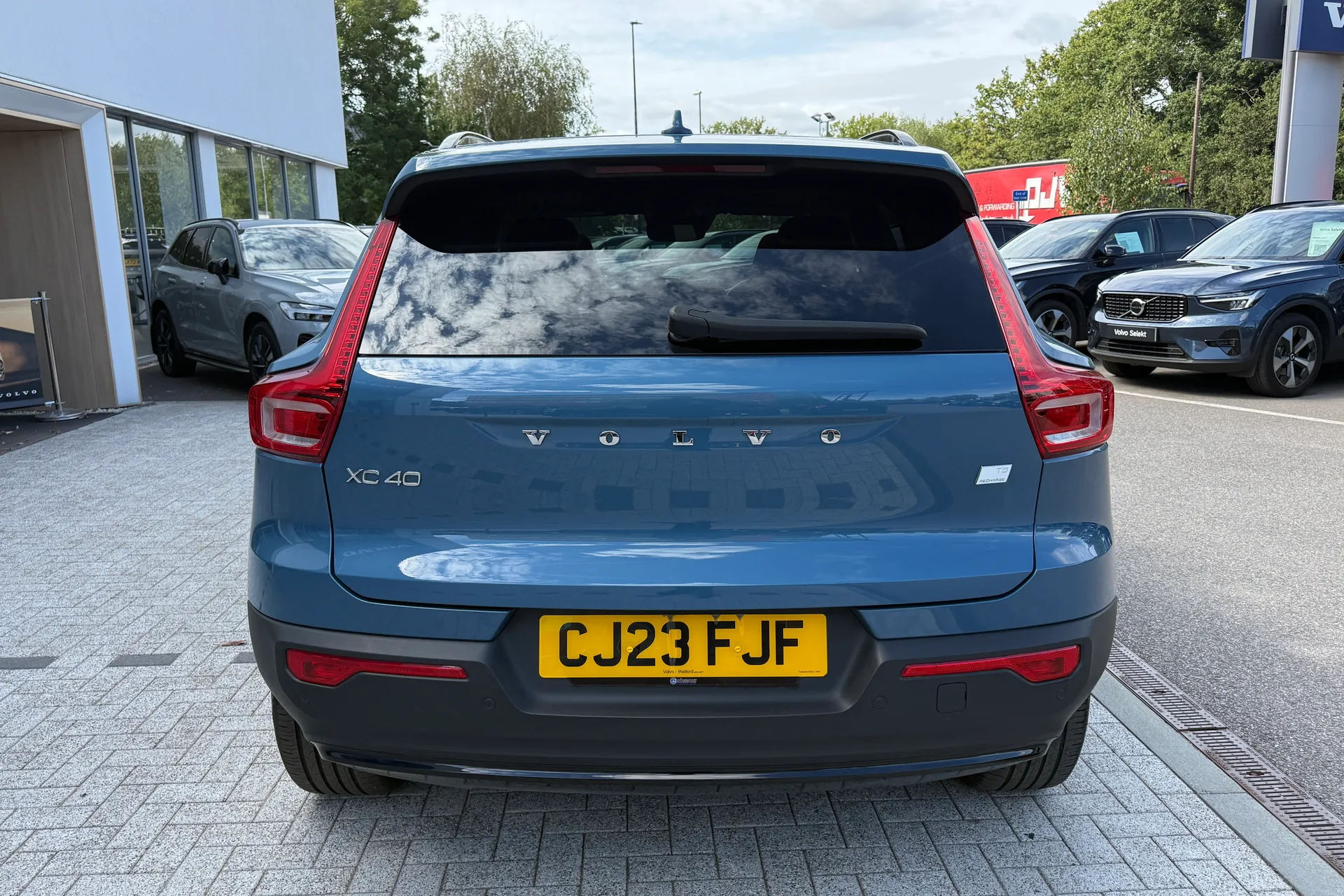 Volvo XC40 thumbnail image number 9