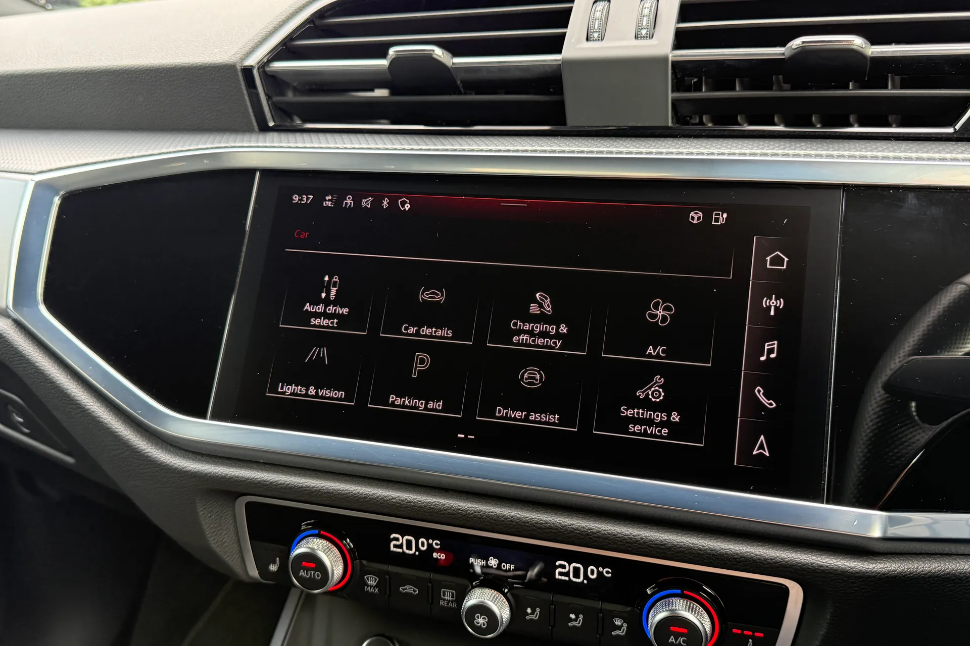 Audi Q3 thumbnail image number 33