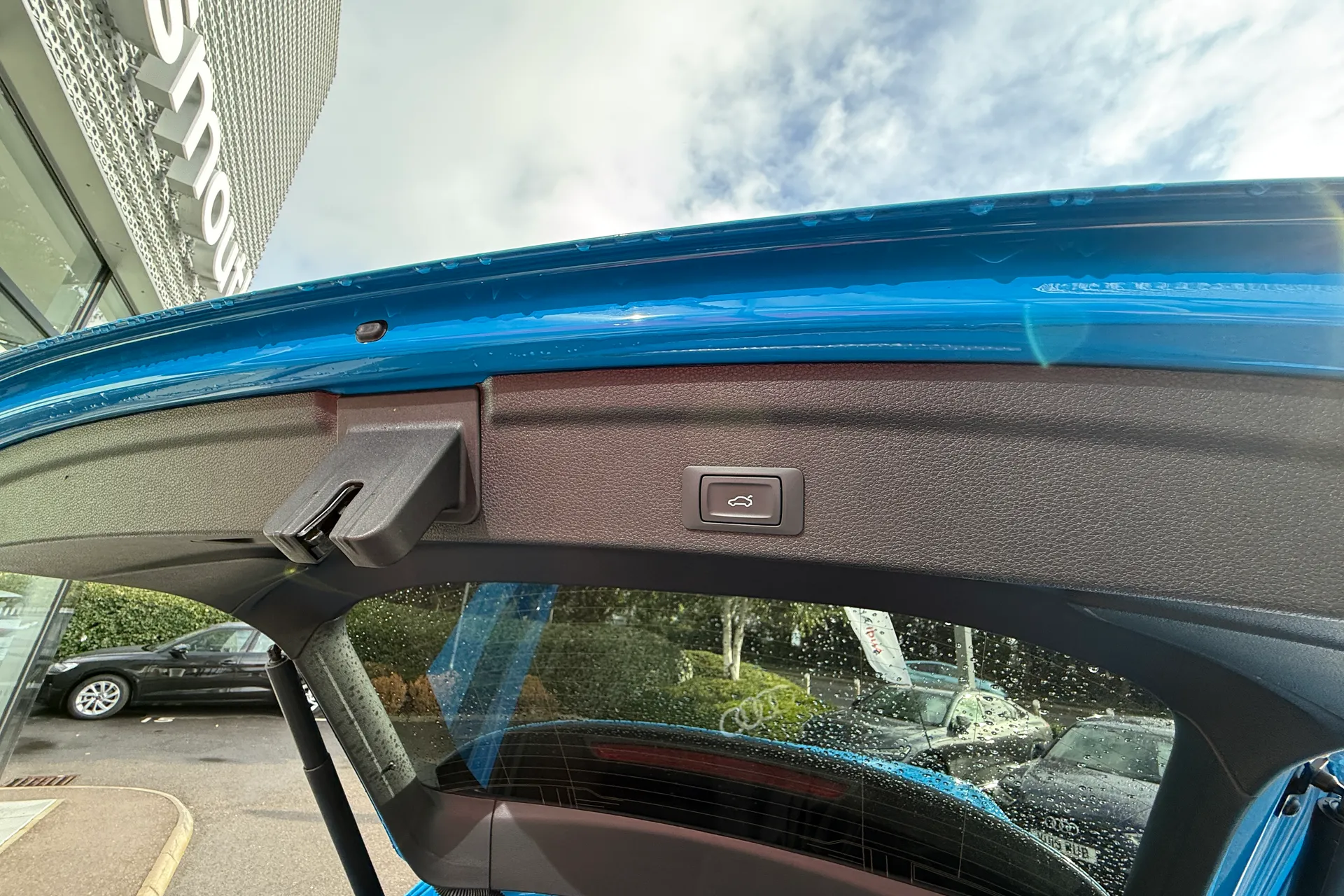 Audi Q3 thumbnail image number 46