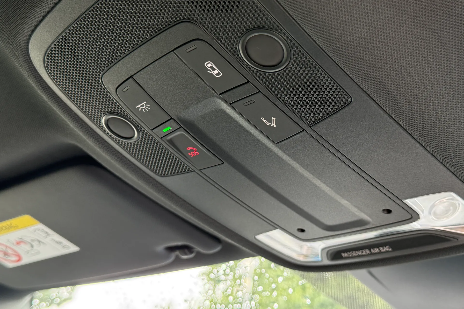 Audi Q3 thumbnail image number 35