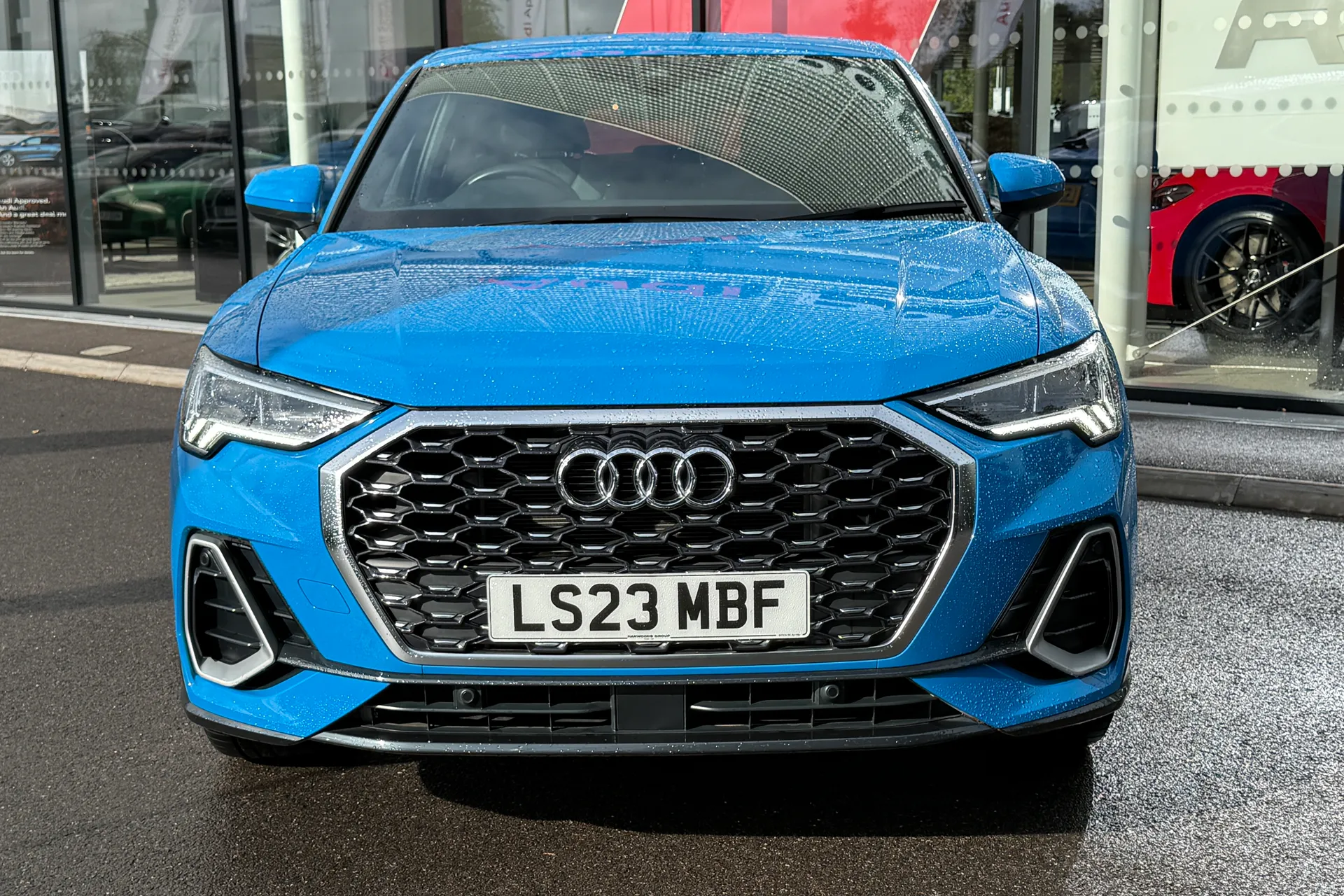 Audi Q3 thumbnail image number 6