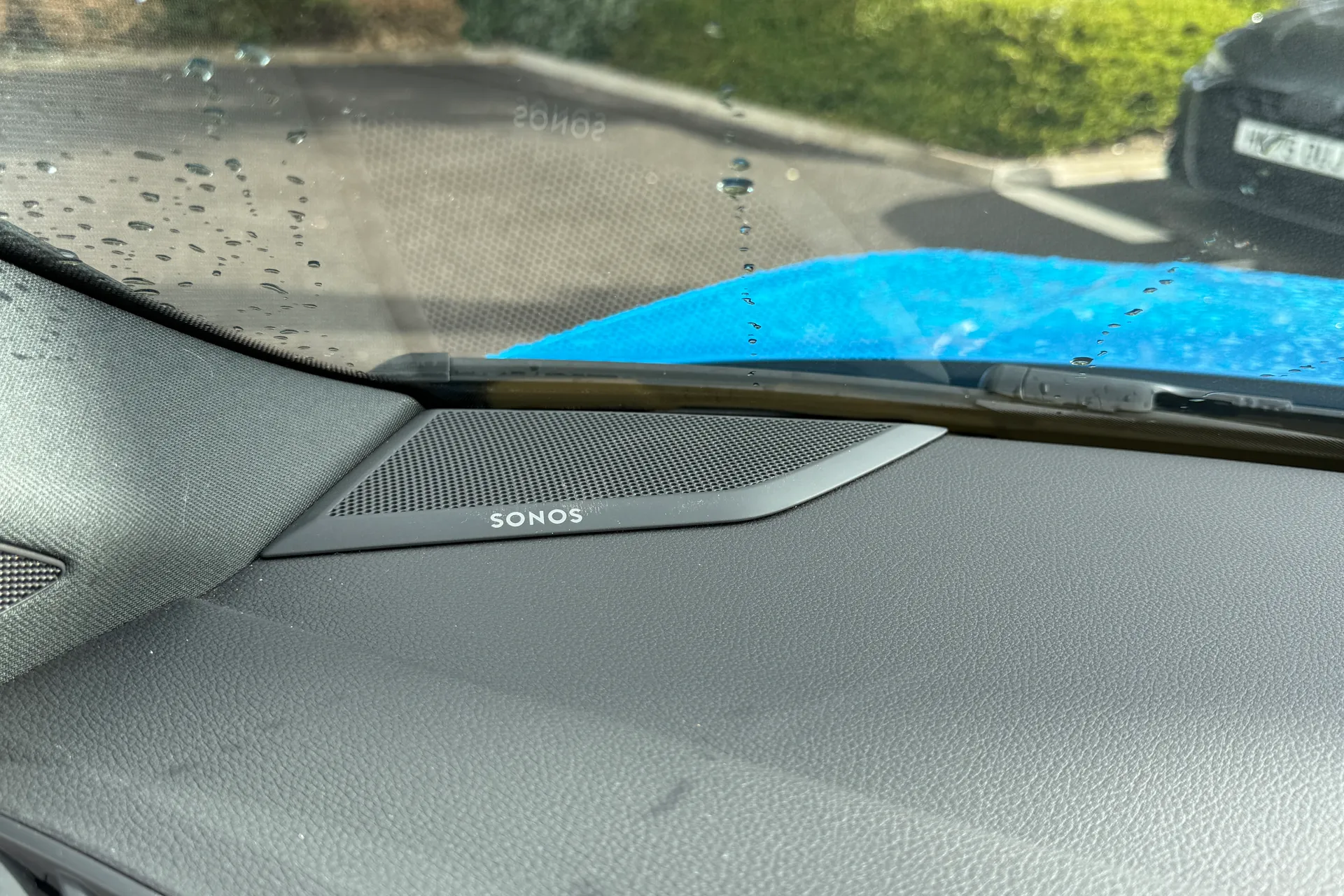 Audi Q3 thumbnail image number 29