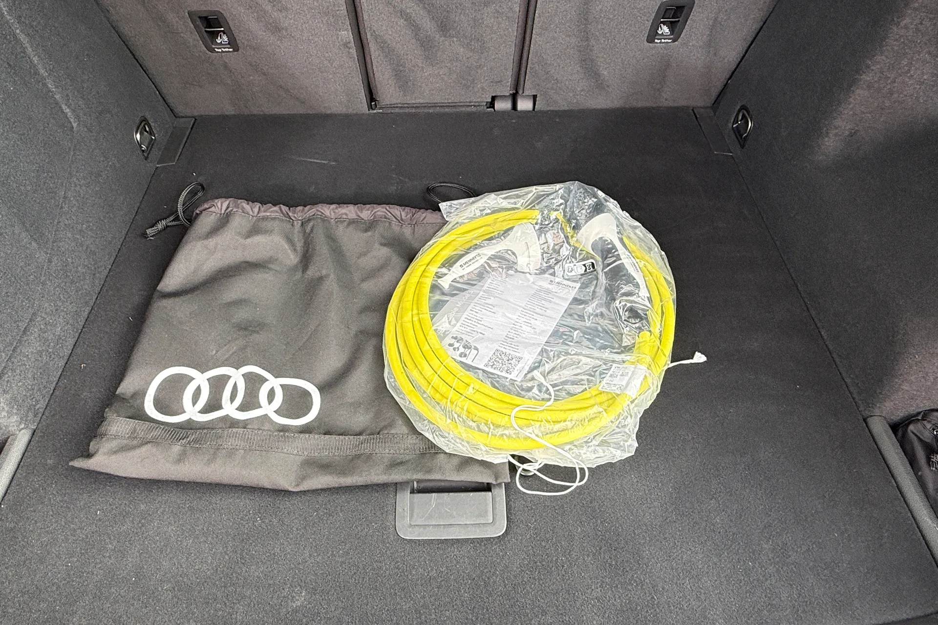 Audi Q3 thumbnail image number 48