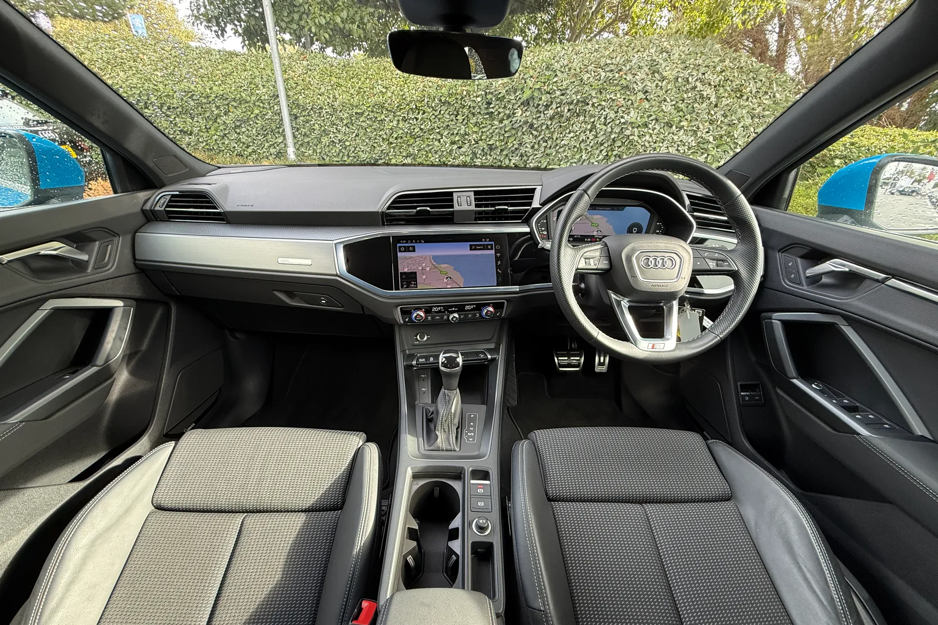 Audi Q3 thumbnail image number 5