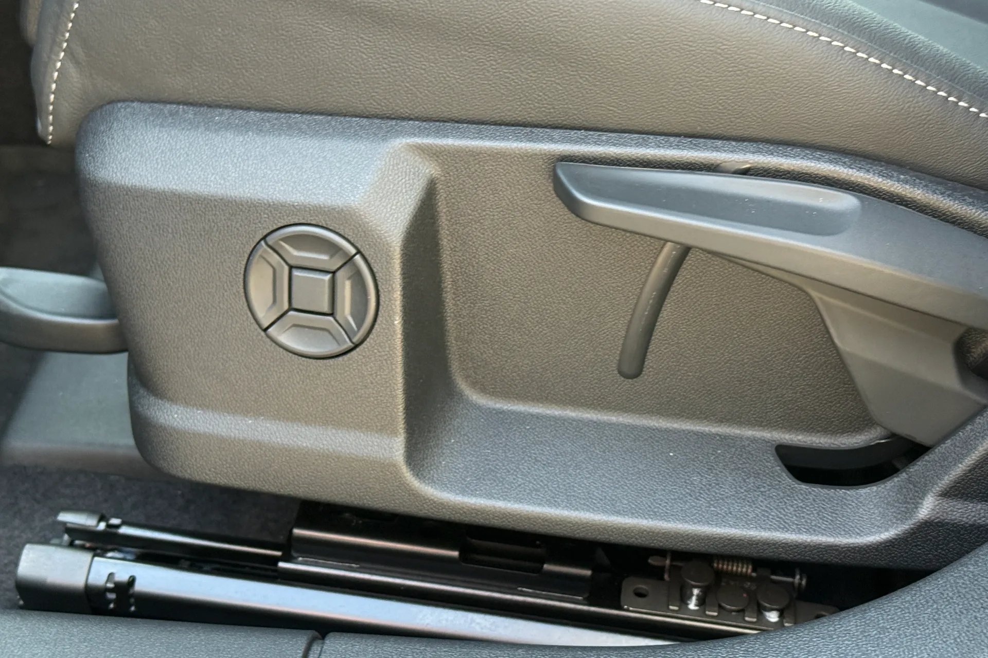 Audi A3 thumbnail image number 35