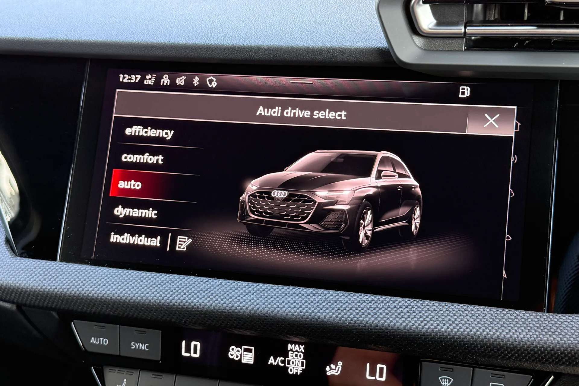 Audi A3 thumbnail image number 30