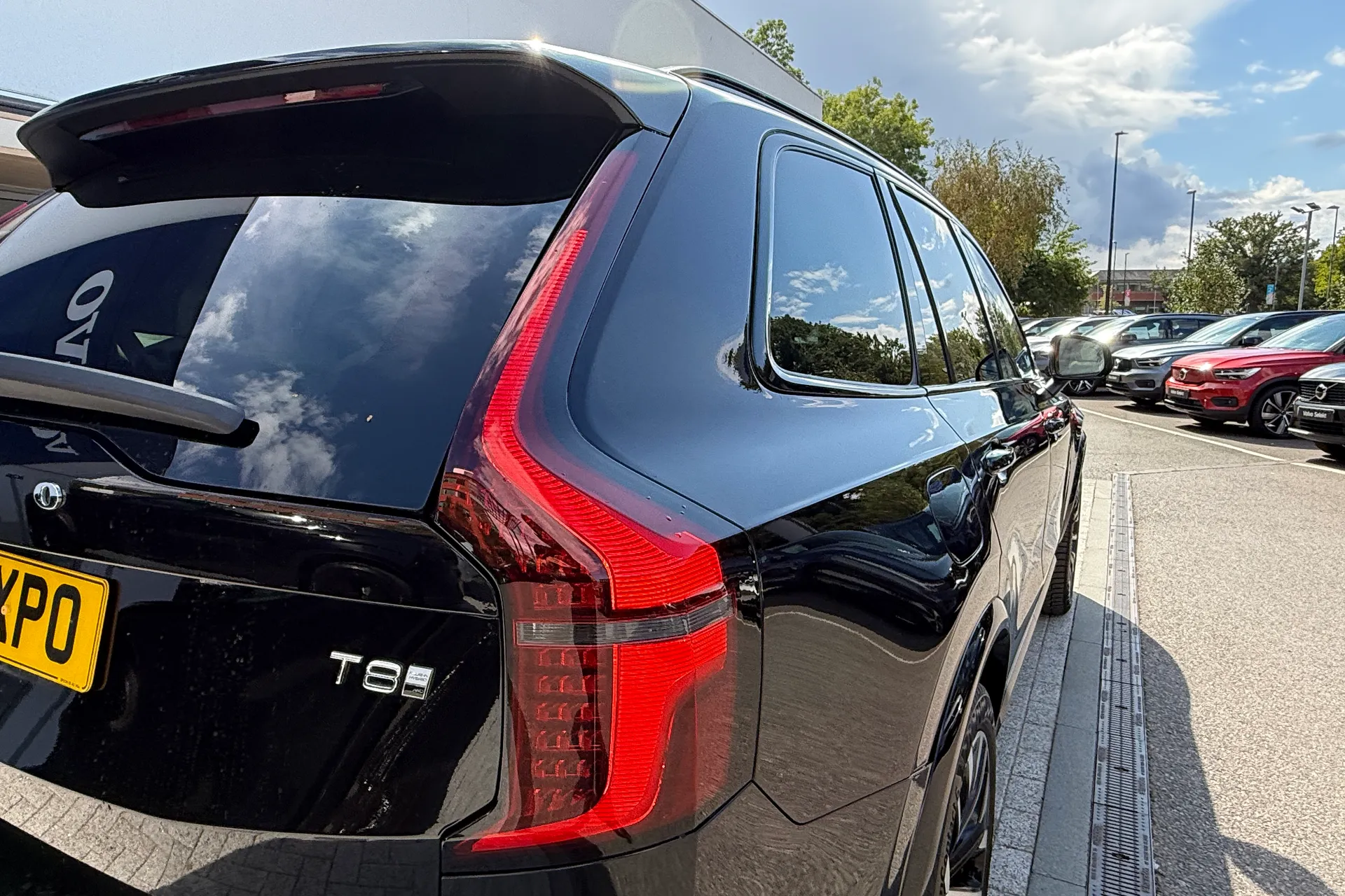 Volvo XC90 thumbnail image number 21