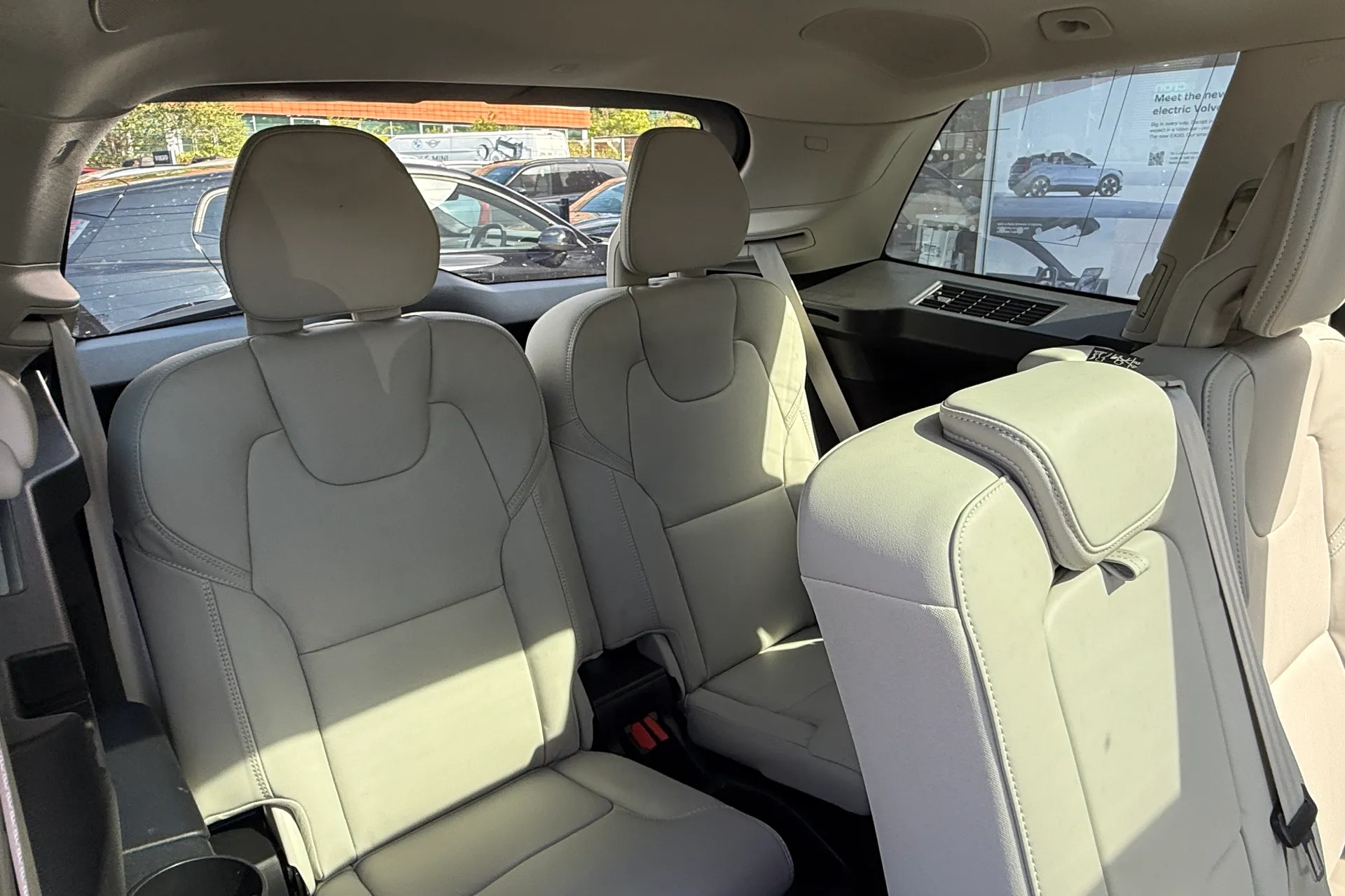 Volvo XC90 thumbnail image number 10