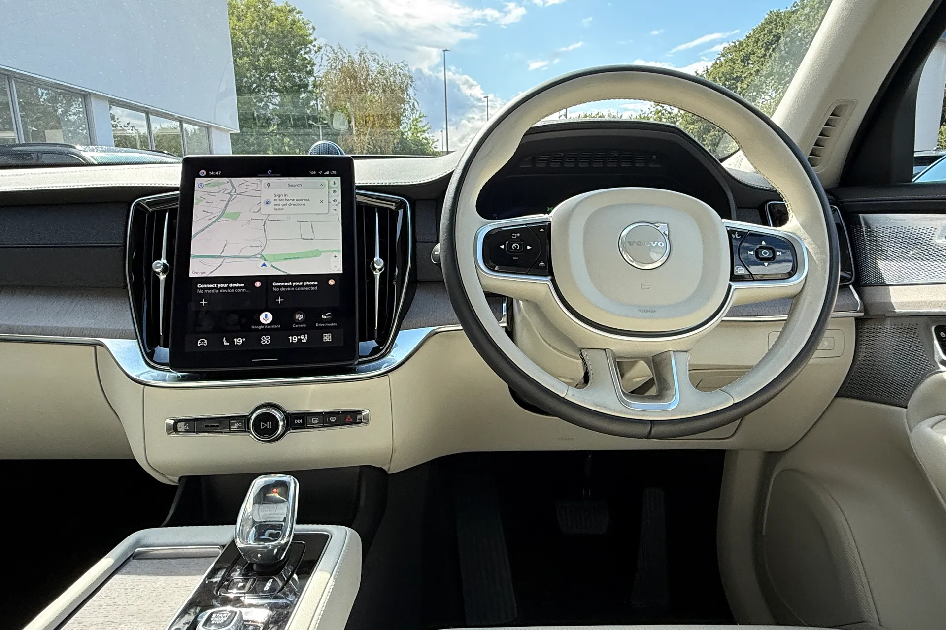 Volvo XC90 thumbnail image number 35