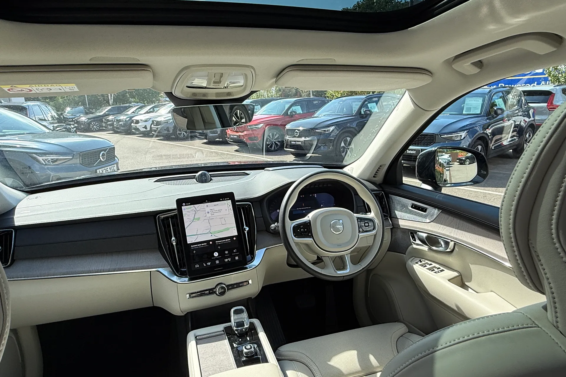 Volvo XC90 thumbnail image number 34