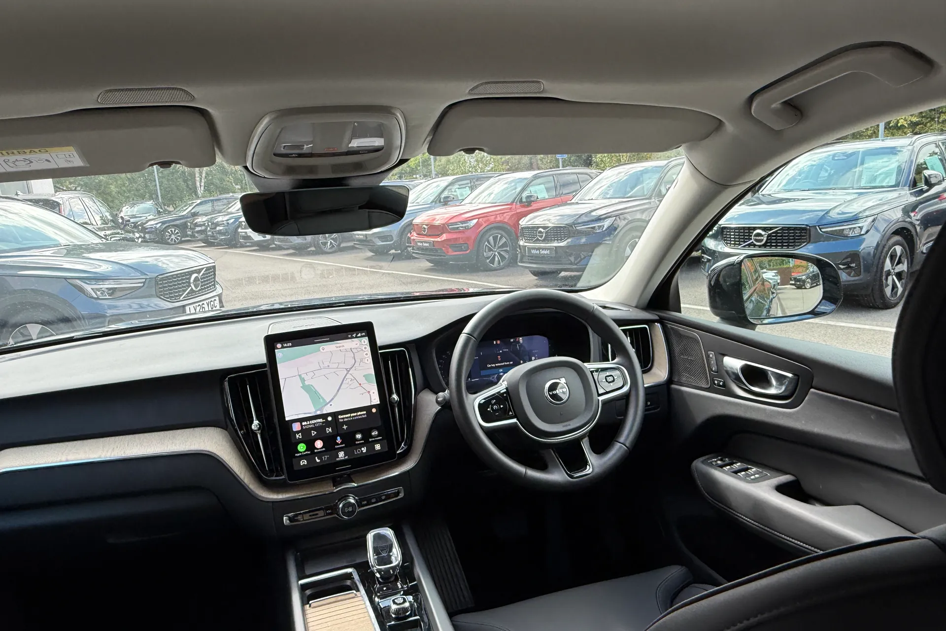 Volvo XC60 thumbnail image number 32