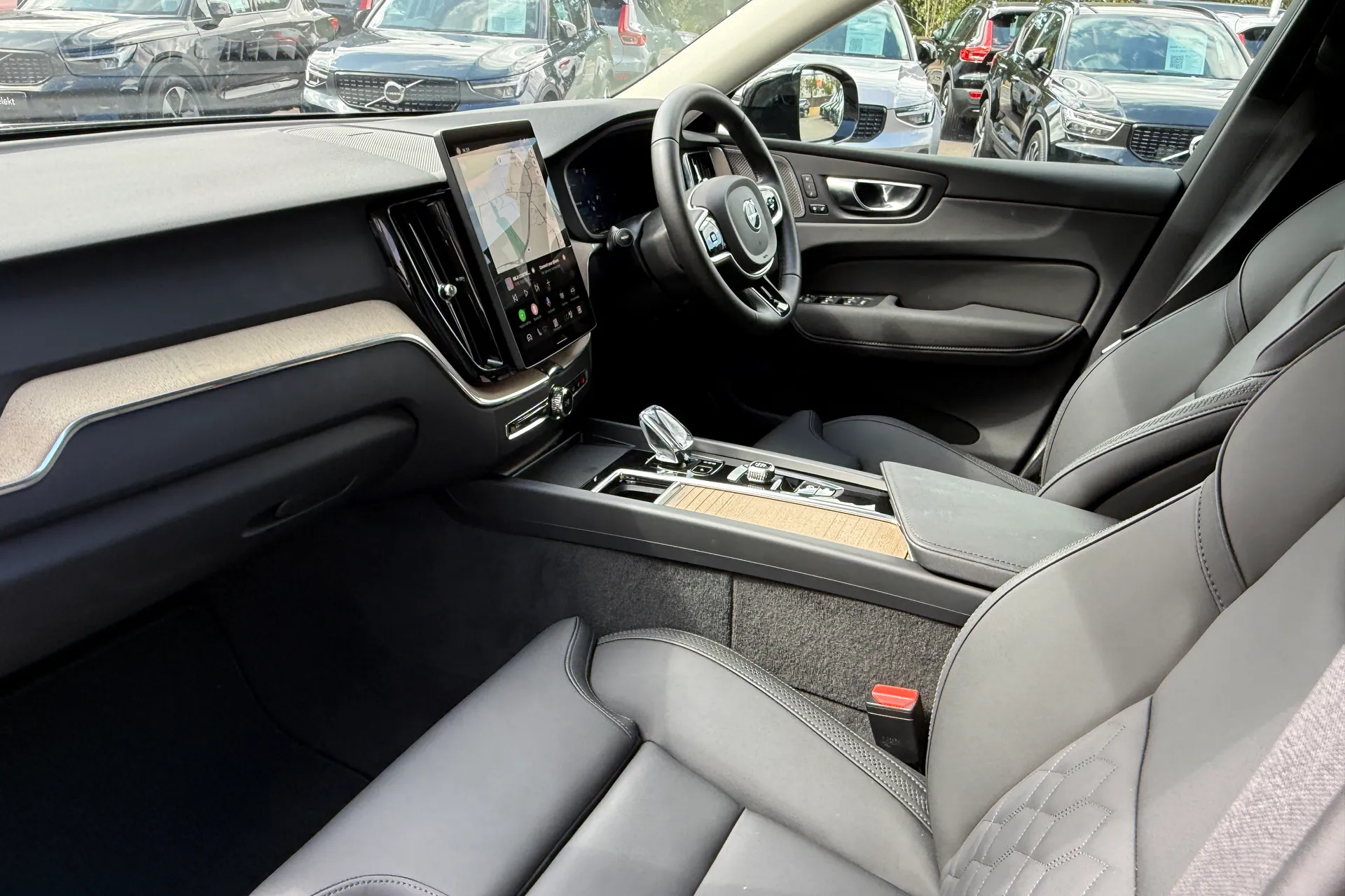 Volvo XC60 thumbnail image number 27