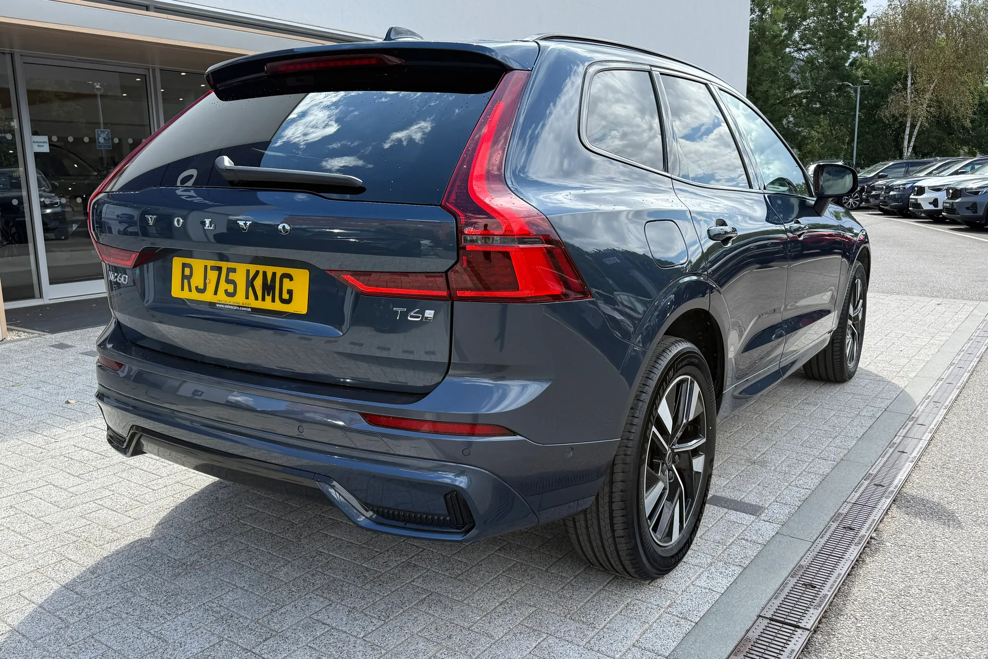 Volvo XC60 thumbnail image number 8