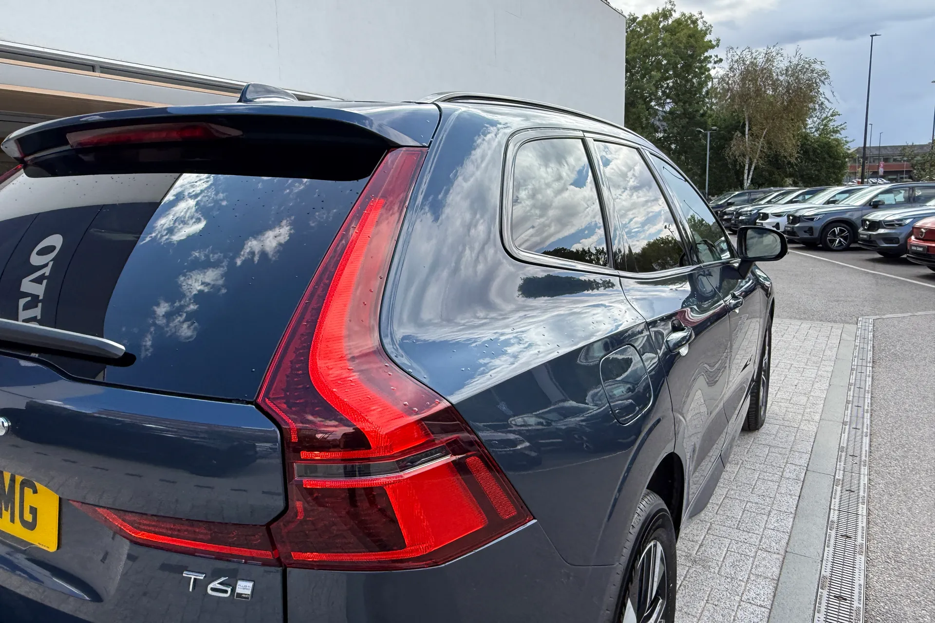 Volvo XC60 thumbnail image number 17