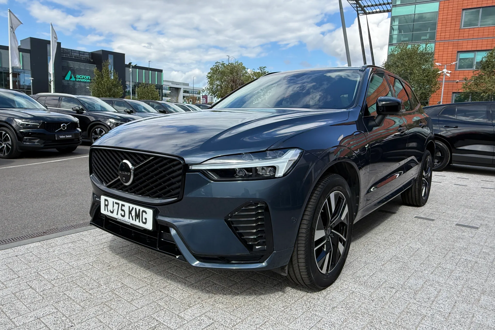 Volvo XC60 thumbnail image number 12