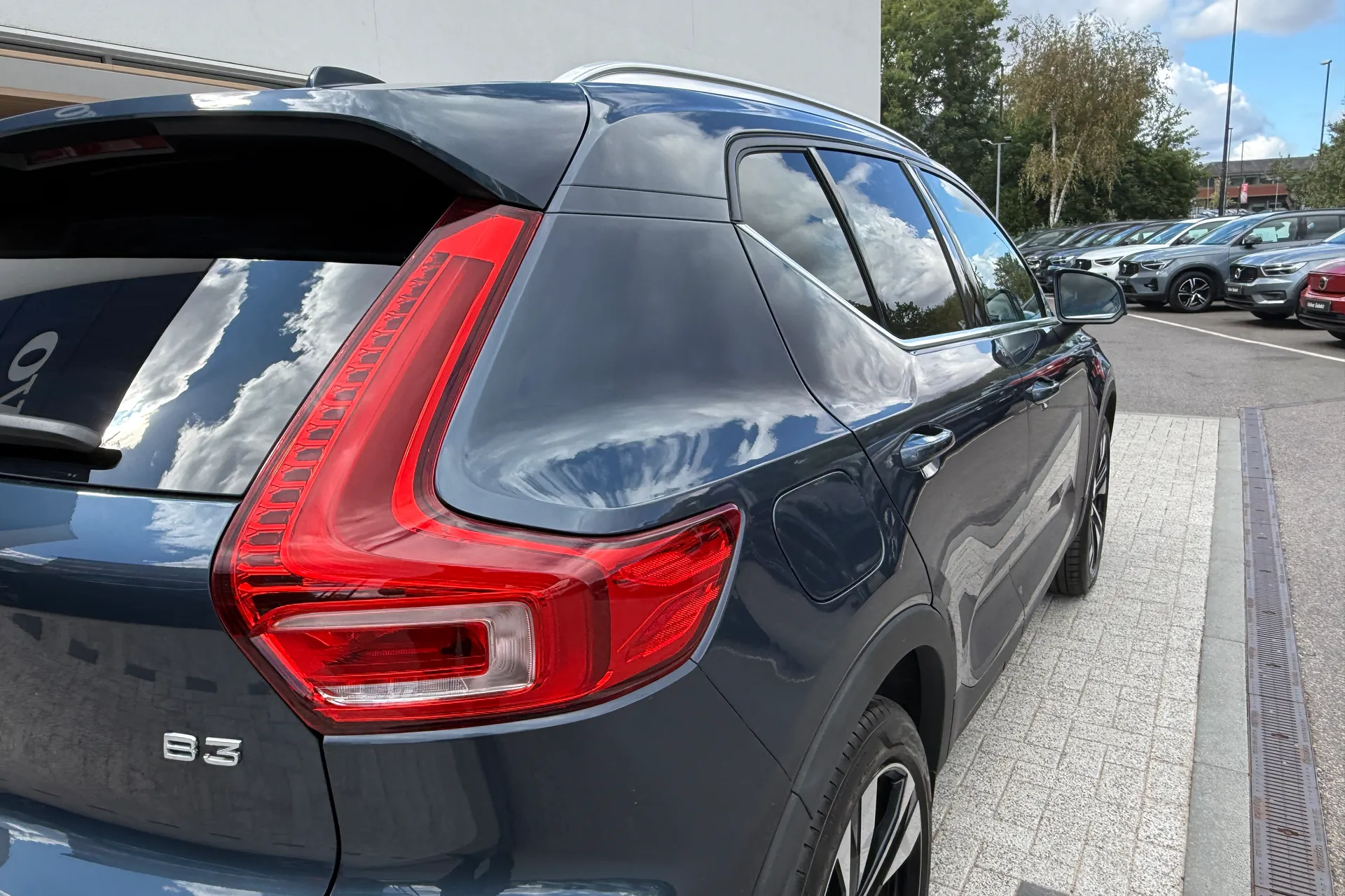 Volvo XC40 thumbnail image number 17