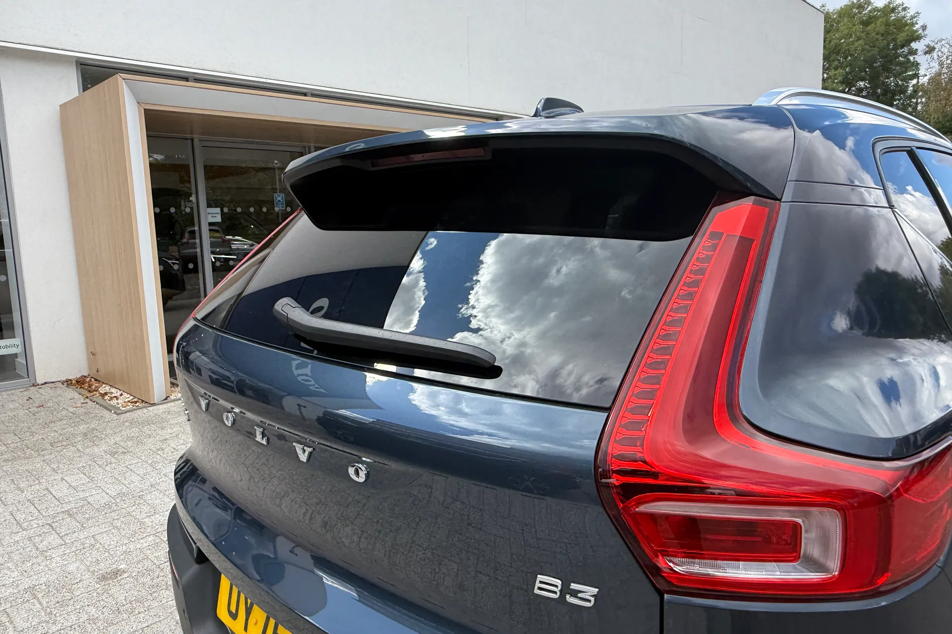 Volvo XC40 thumbnail image number 18