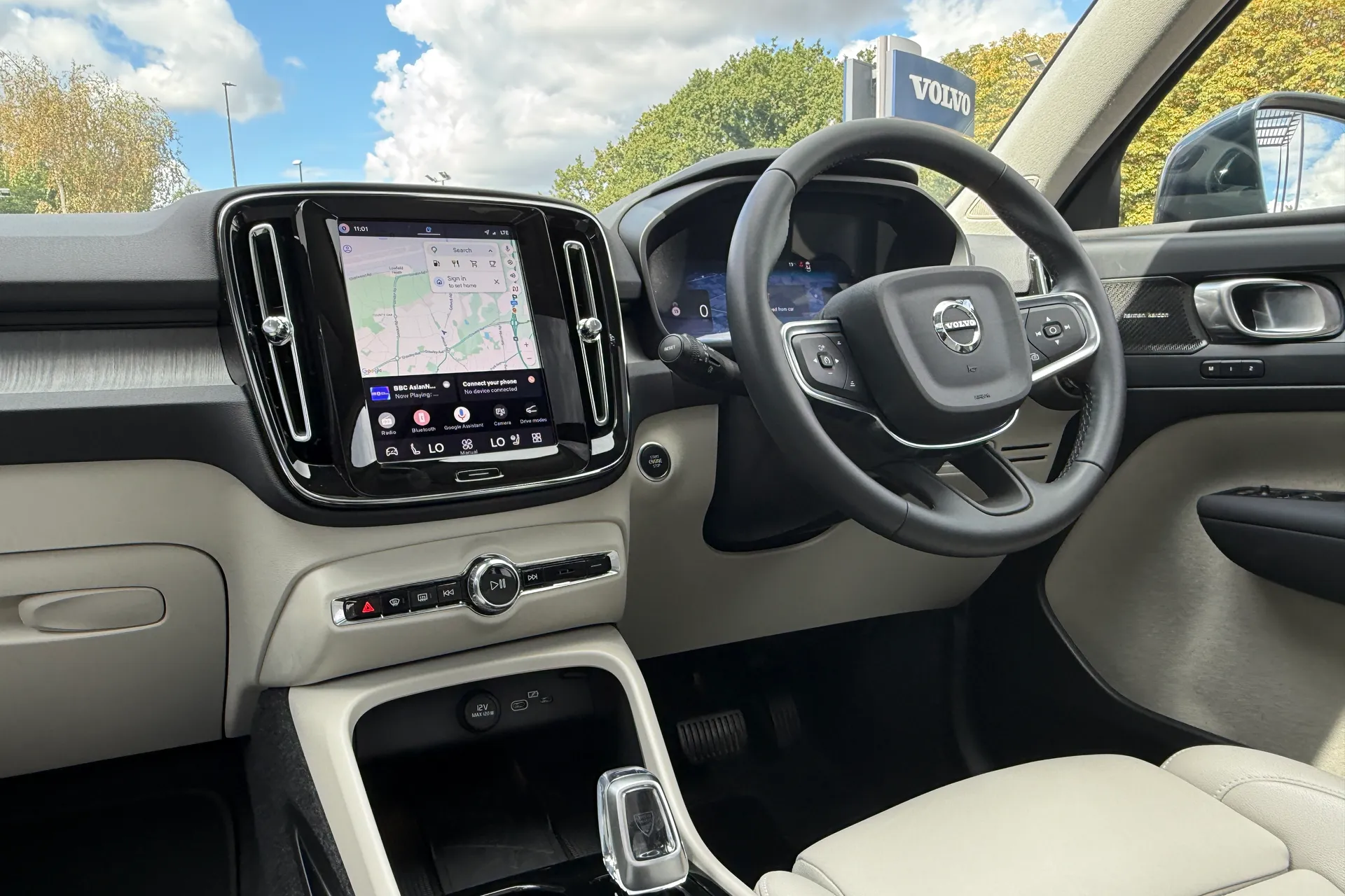 Volvo XC40 thumbnail image number 34