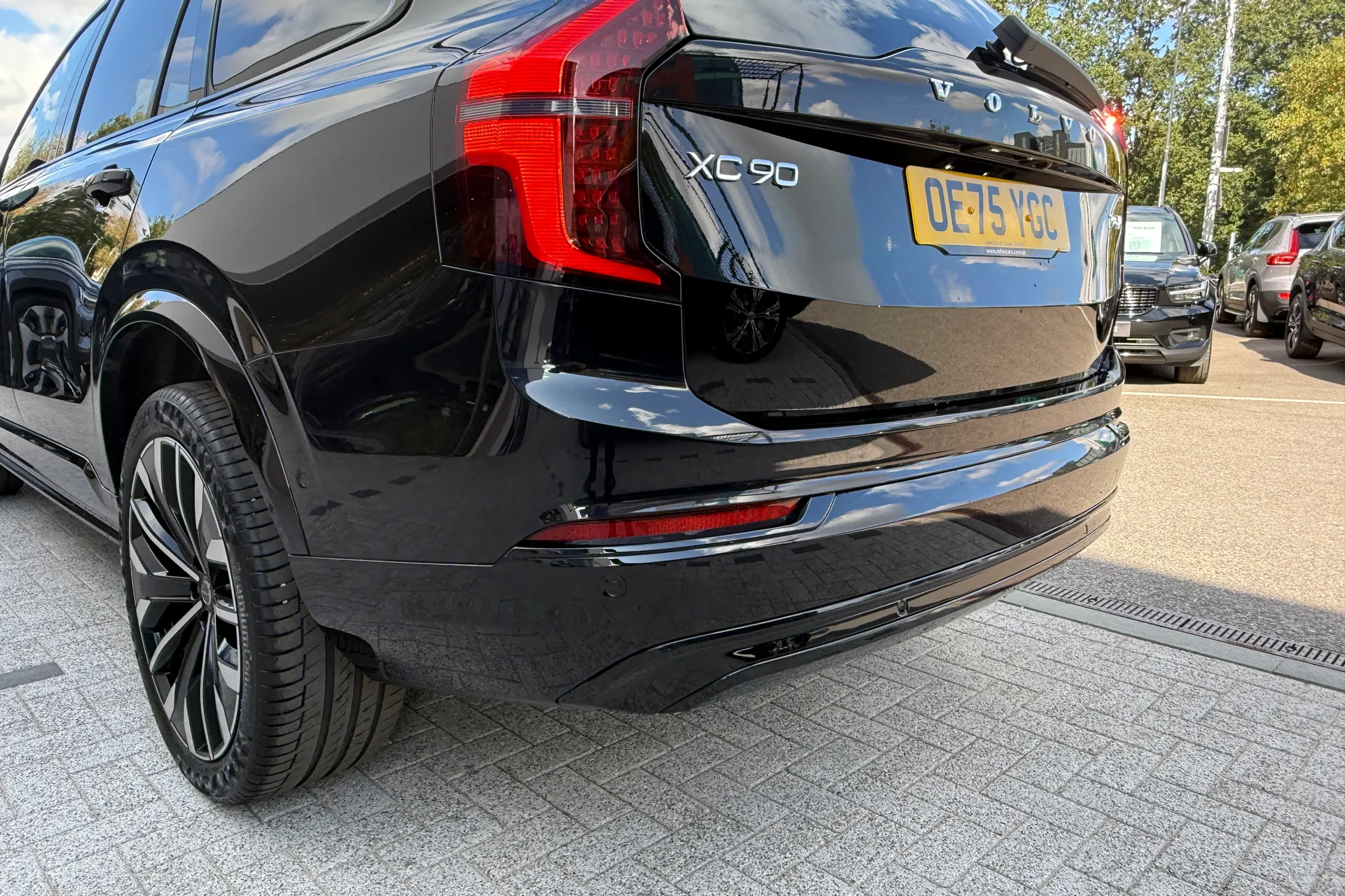 Volvo XC90 thumbnail image number 22