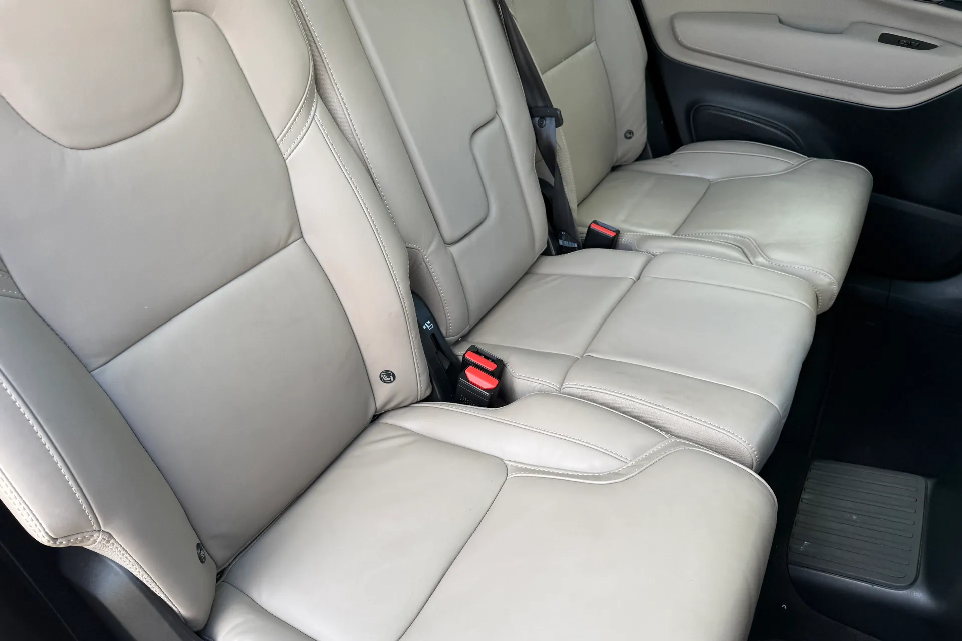 Volvo XC90 thumbnail image number 28