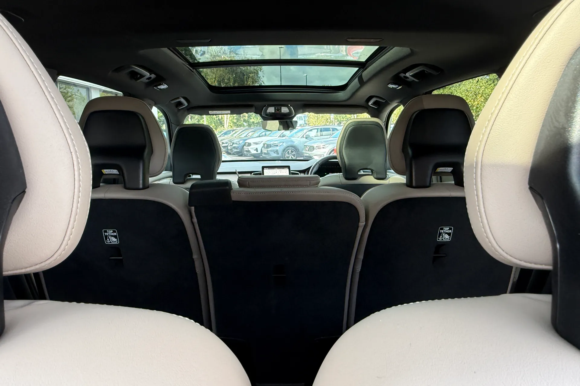 Volvo XC90 thumbnail image number 23