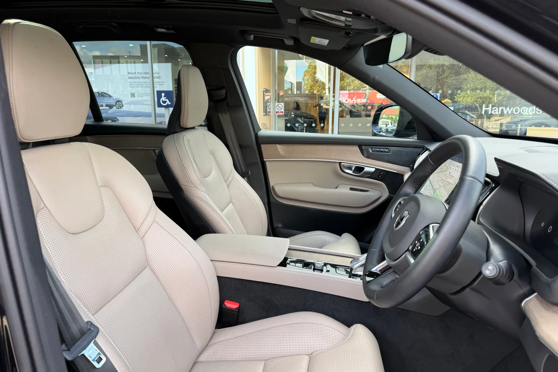 Volvo XC90 thumbnail image number 29