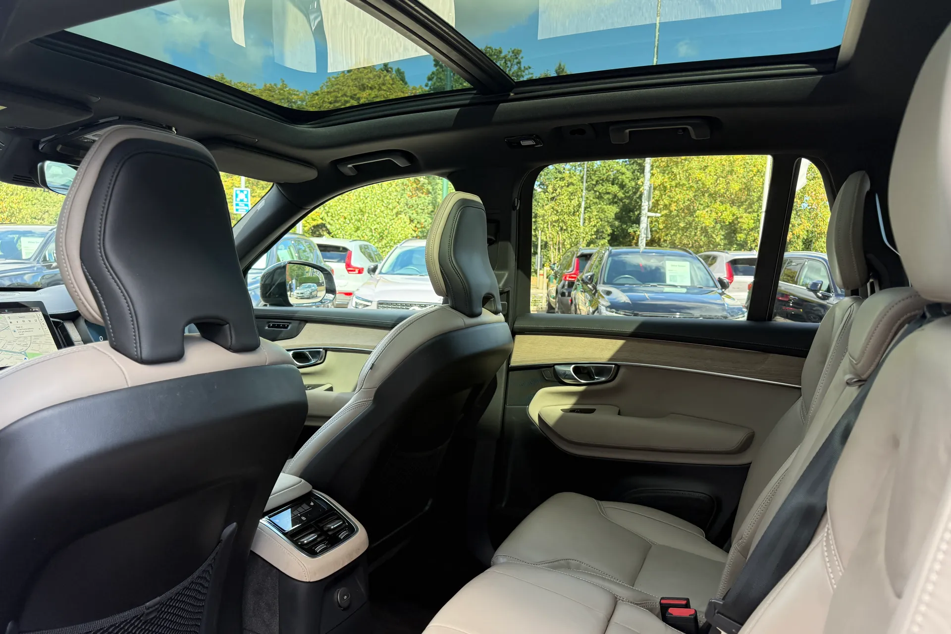 Volvo XC90 thumbnail image number 31